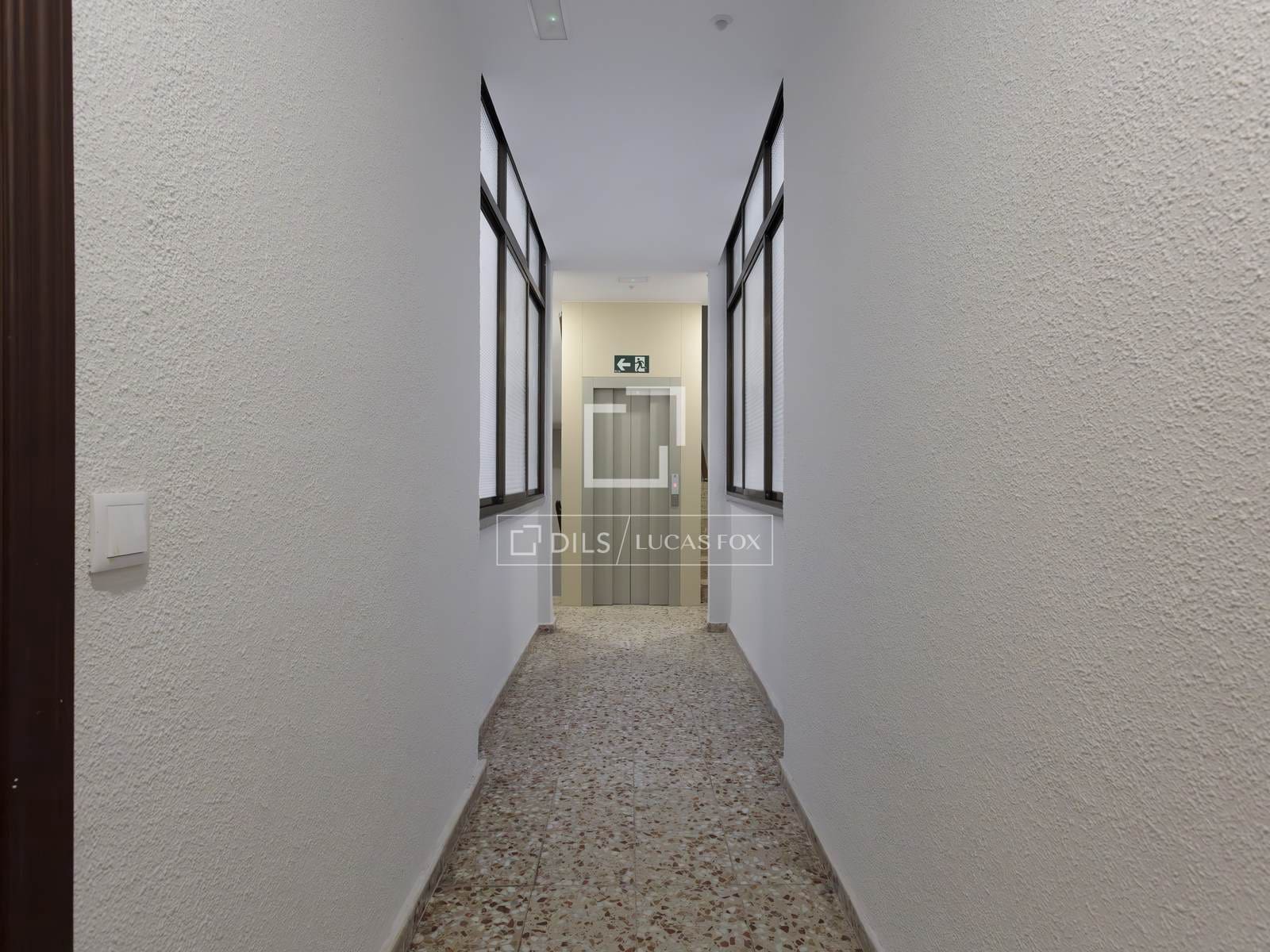 Appartement de 2 chambres à louer à Madrid ville - 1 750 € (Ref: 9918974)