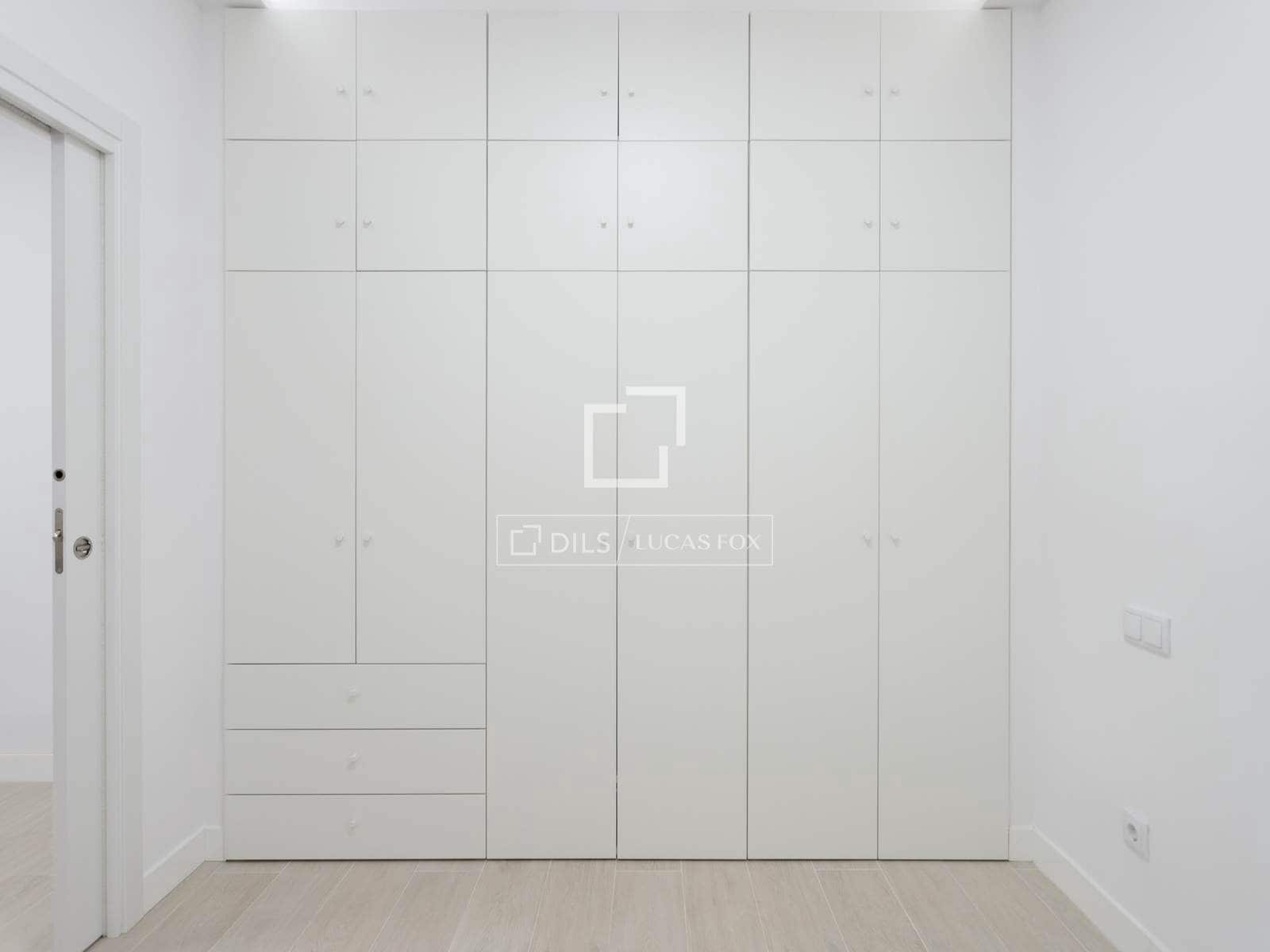 Appartement de 2 chambres à louer à Madrid ville - 1 750 € (Ref: 9918974)