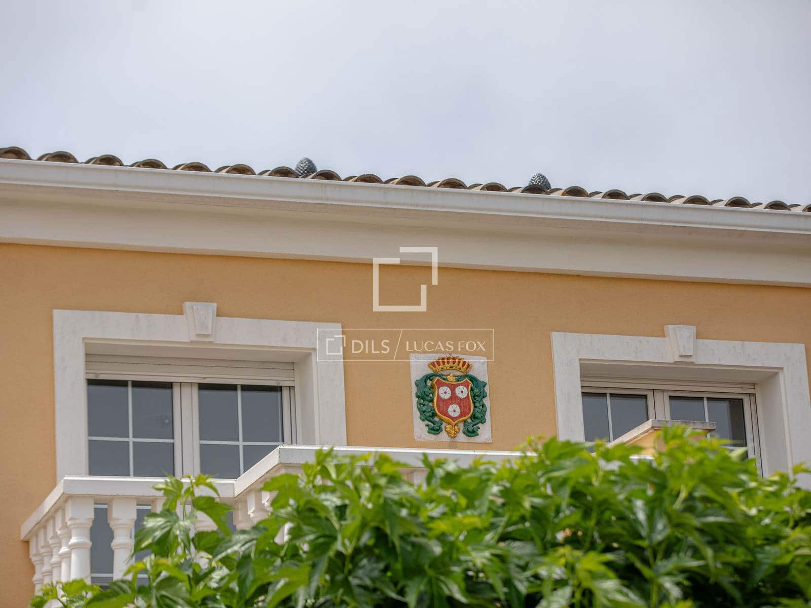 4 slaapkamer Villa te koop in Empuriabrava met zwembad garage - € 995.000 (Ref: 9918976)
