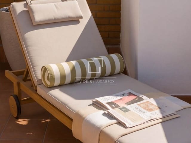 3 slaapkamer Appartement te koop in Fuente del Berro, Madrid stad met garage - € 2.190.000 (Ref: 9918977)