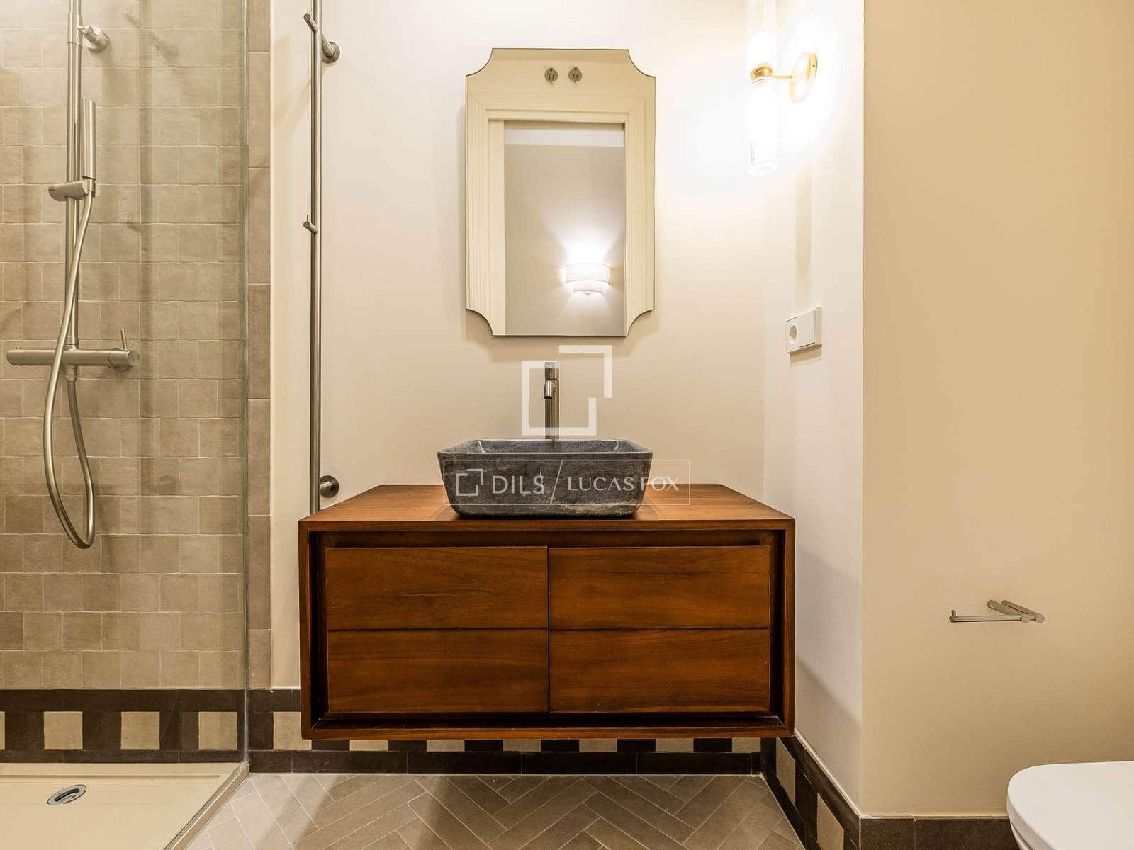 3 slaapkamer Appartement te koop in Madrid stad - € 1.680.000 (Ref: 9919064)