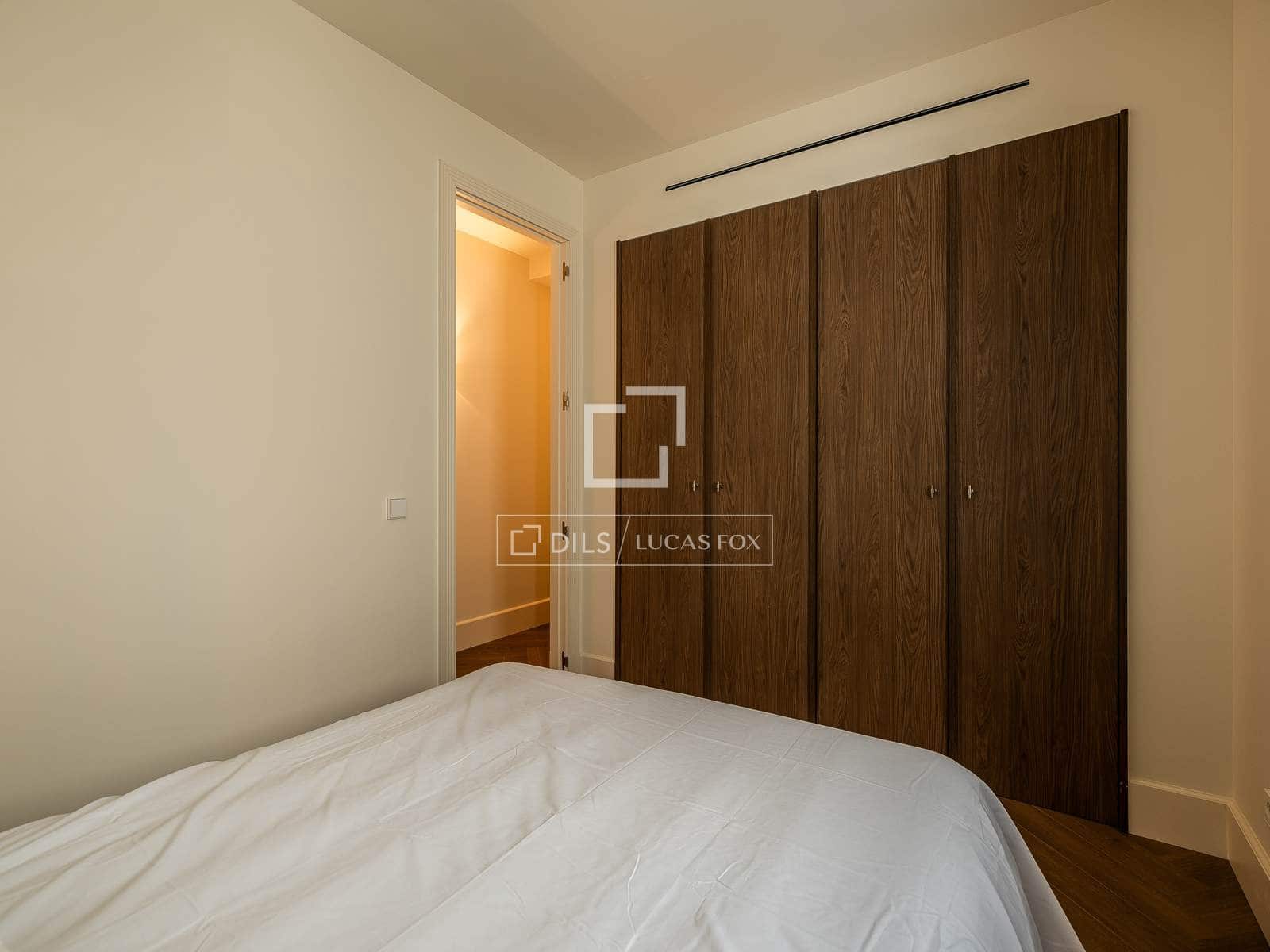 3 slaapkamer Appartement te koop in Madrid stad - € 1.680.000 (Ref: 9919064)
