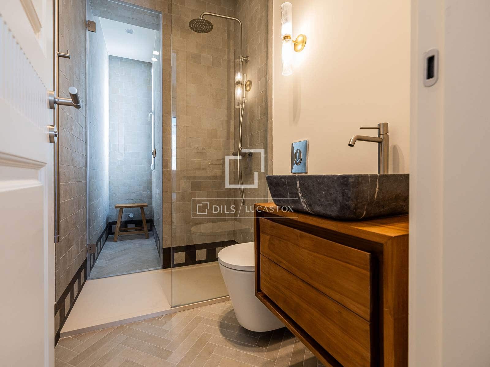 3 slaapkamer Appartement te koop in Madrid stad - € 1.680.000 (Ref: 9919064)