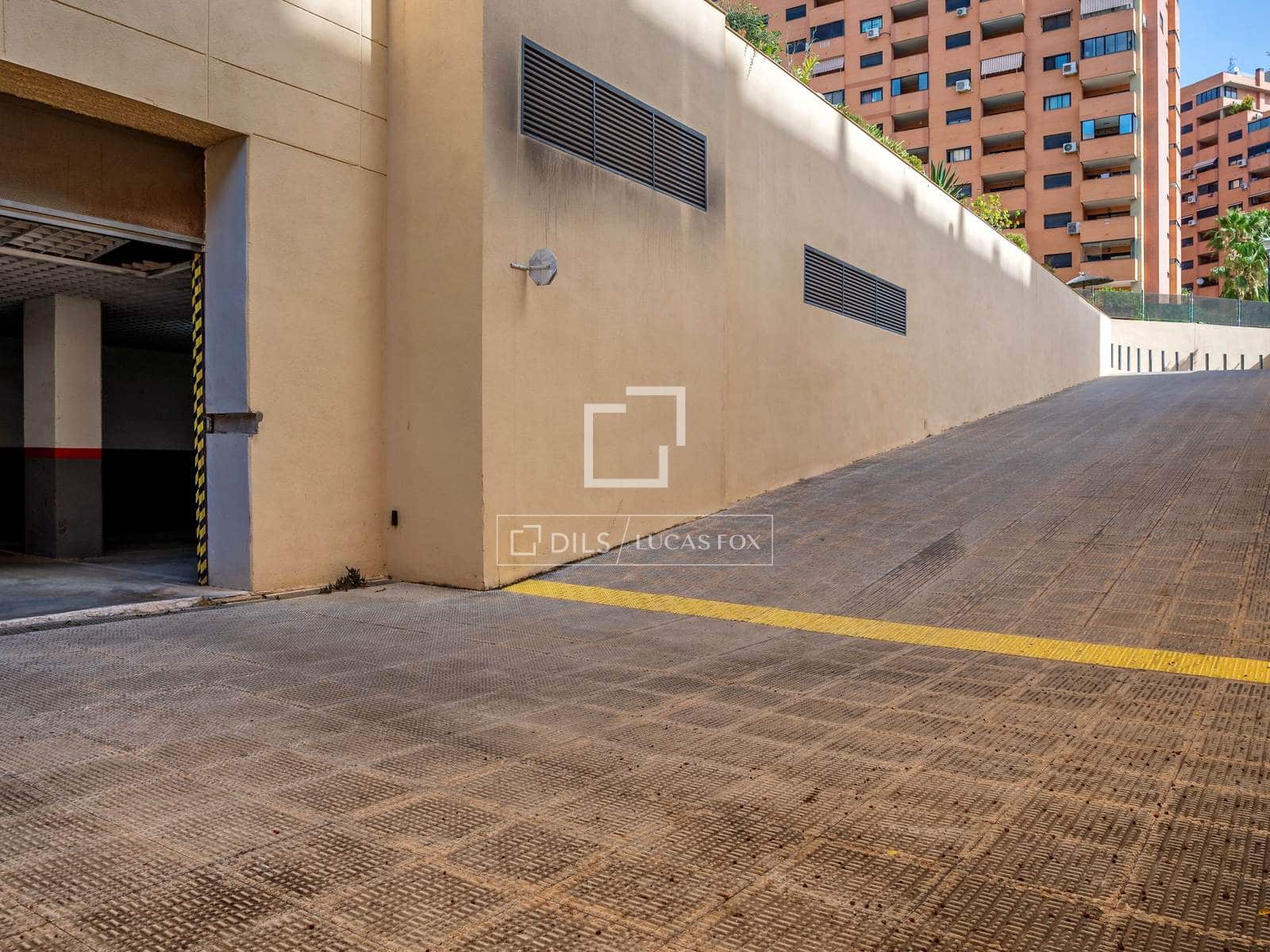 2 soveværelse Lejlighed til salg i Benidorm med swimmingpool garage - € 395.000 (Ref: 9919065)