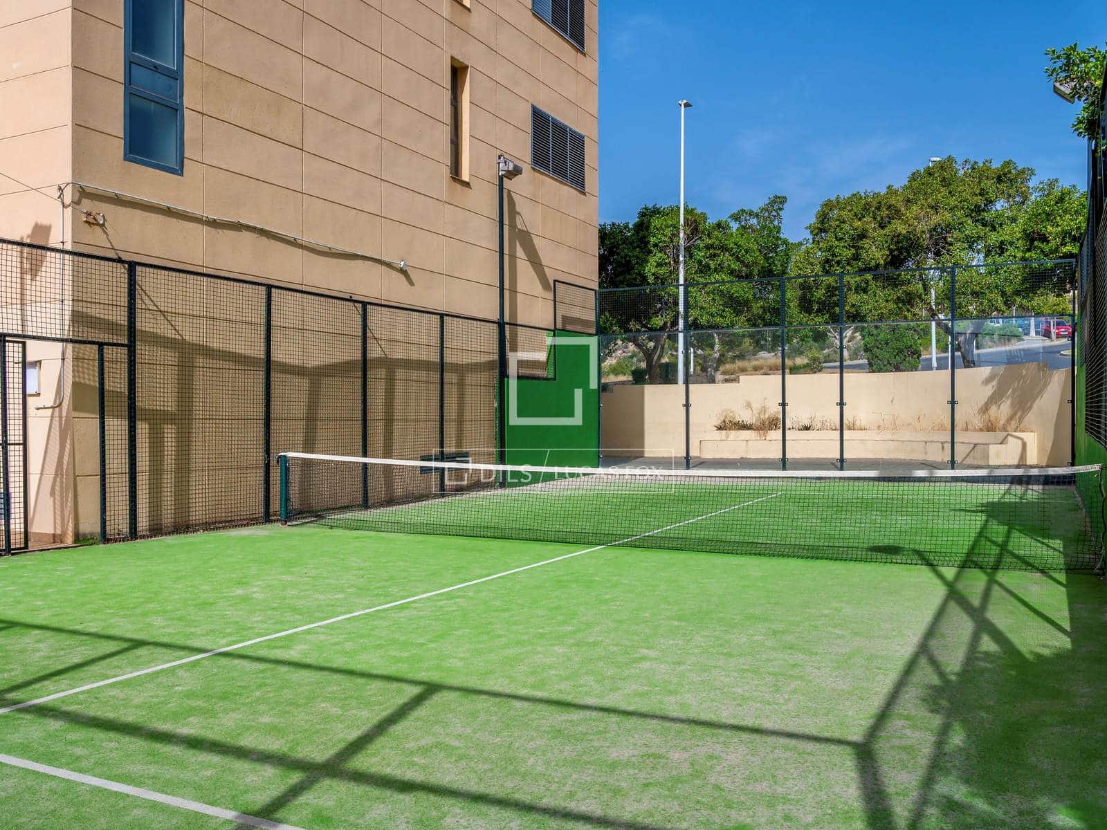 2 soveværelse Lejlighed til salg i Benidorm med swimmingpool garage - € 395.000 (Ref: 9919065)