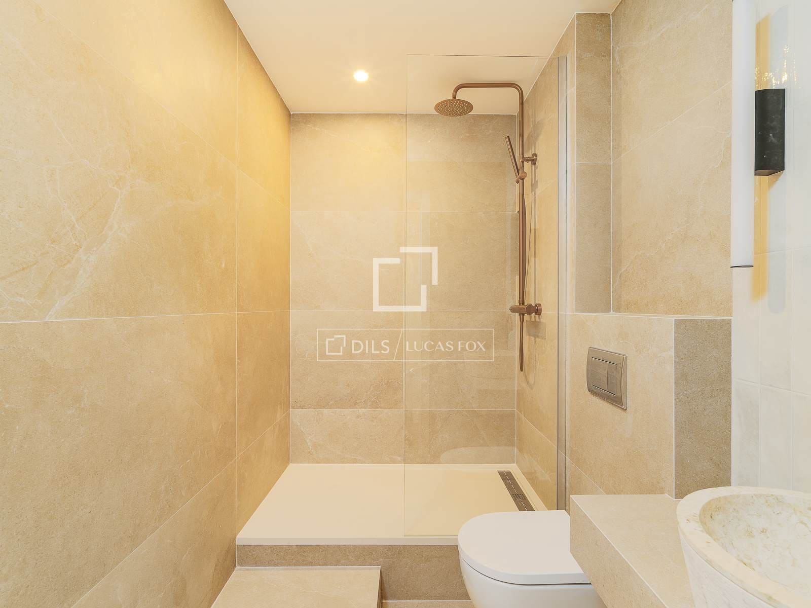 2 Zimmer Apartment zu verkaufen in Barcelona Stadt - 569.000 € (Ref: 9919066)