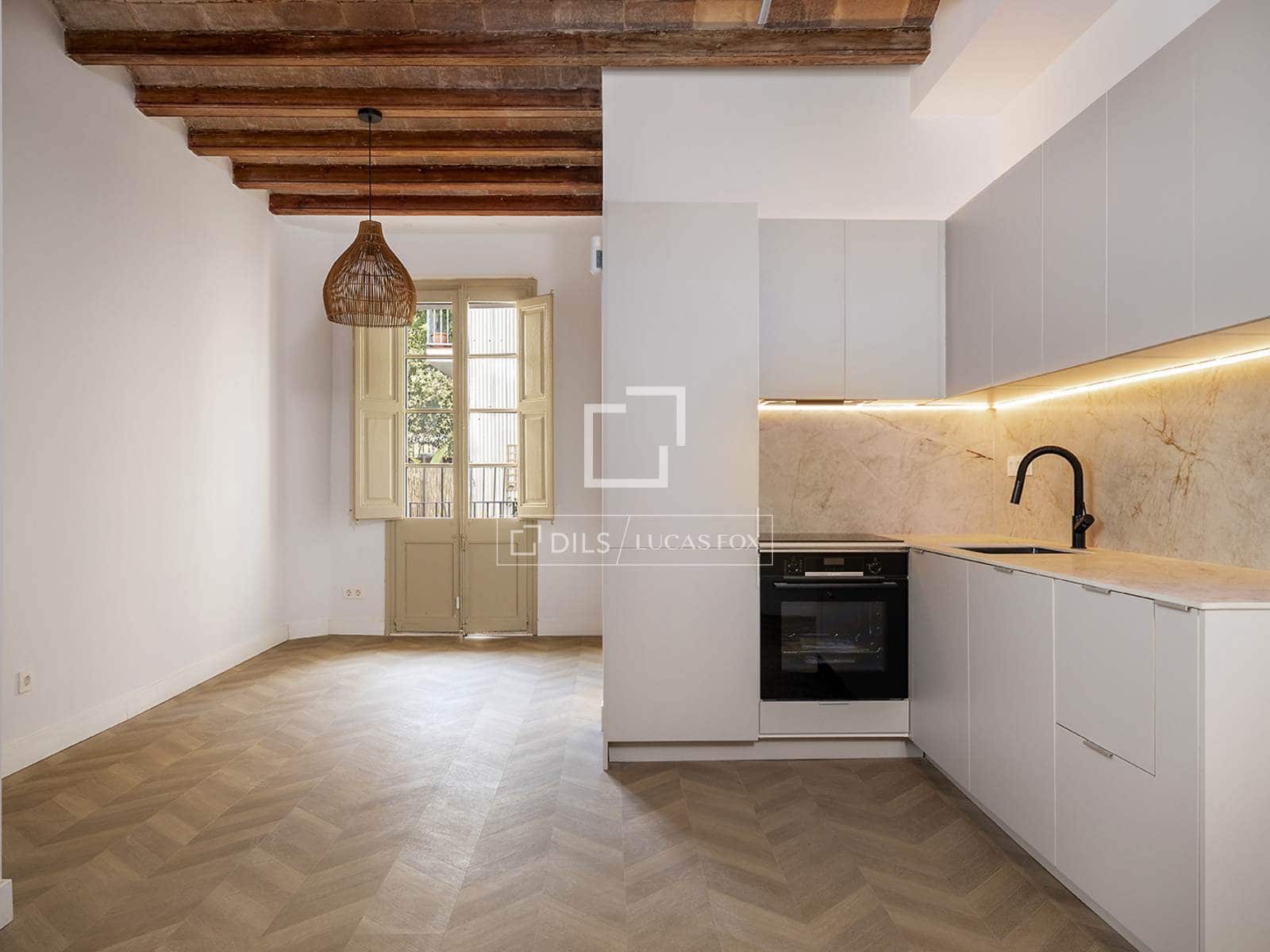 2 soveværelse Lejlighed til salg i Barcelona by - € 575.000 (Ref: 9919124)