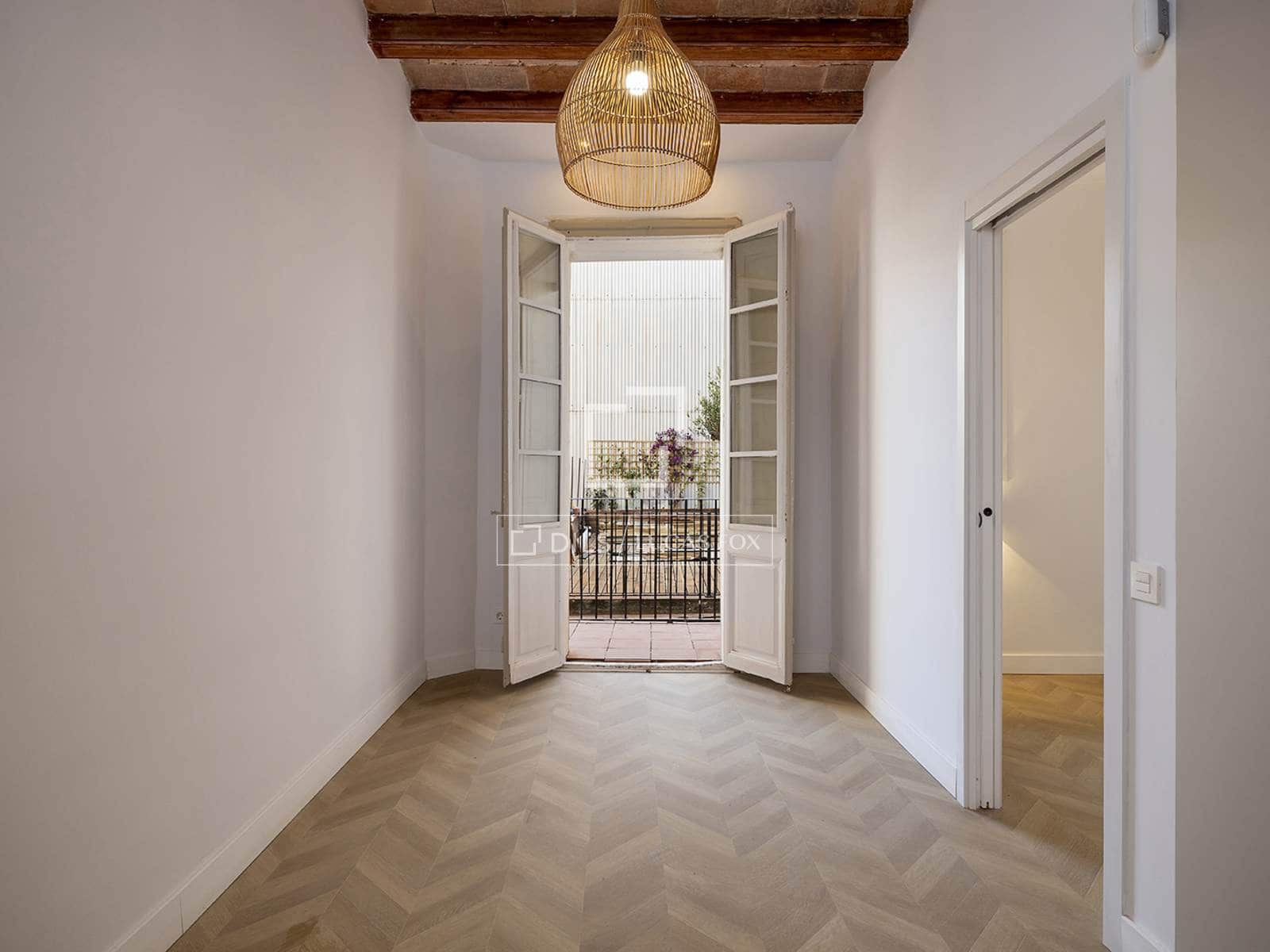 2 soveværelse Lejlighed til salg i Barcelona by - € 575.000 (Ref: 9919124)