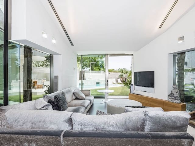 4 Zimmer Villa zu verkaufen in Sant Cugat del Vallès mit Pool Garage - 2.575.000 € (Ref: 9919125)