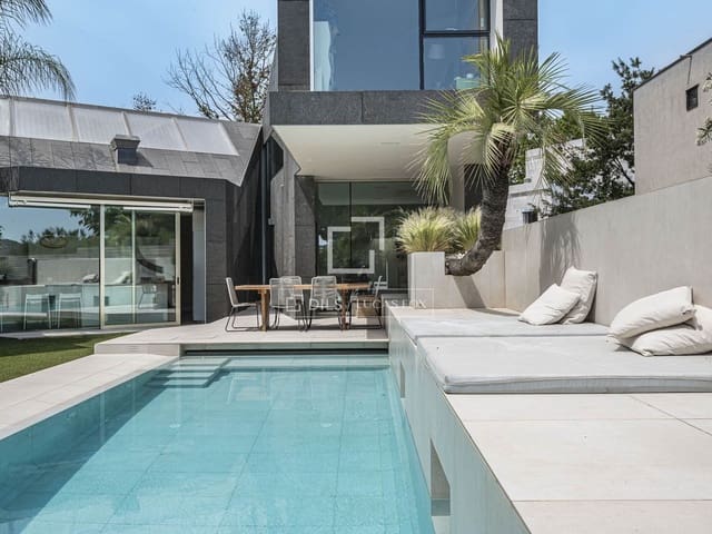 4 Zimmer Villa zu verkaufen in Sant Cugat del Vallès mit Pool Garage - 2.575.000 € (Ref: 9919125)