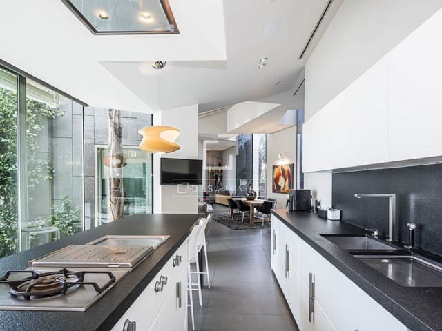 4 Zimmer Villa zu verkaufen in Sant Cugat del Vallès mit Pool Garage - 2.575.000 € (Ref: 9919125)