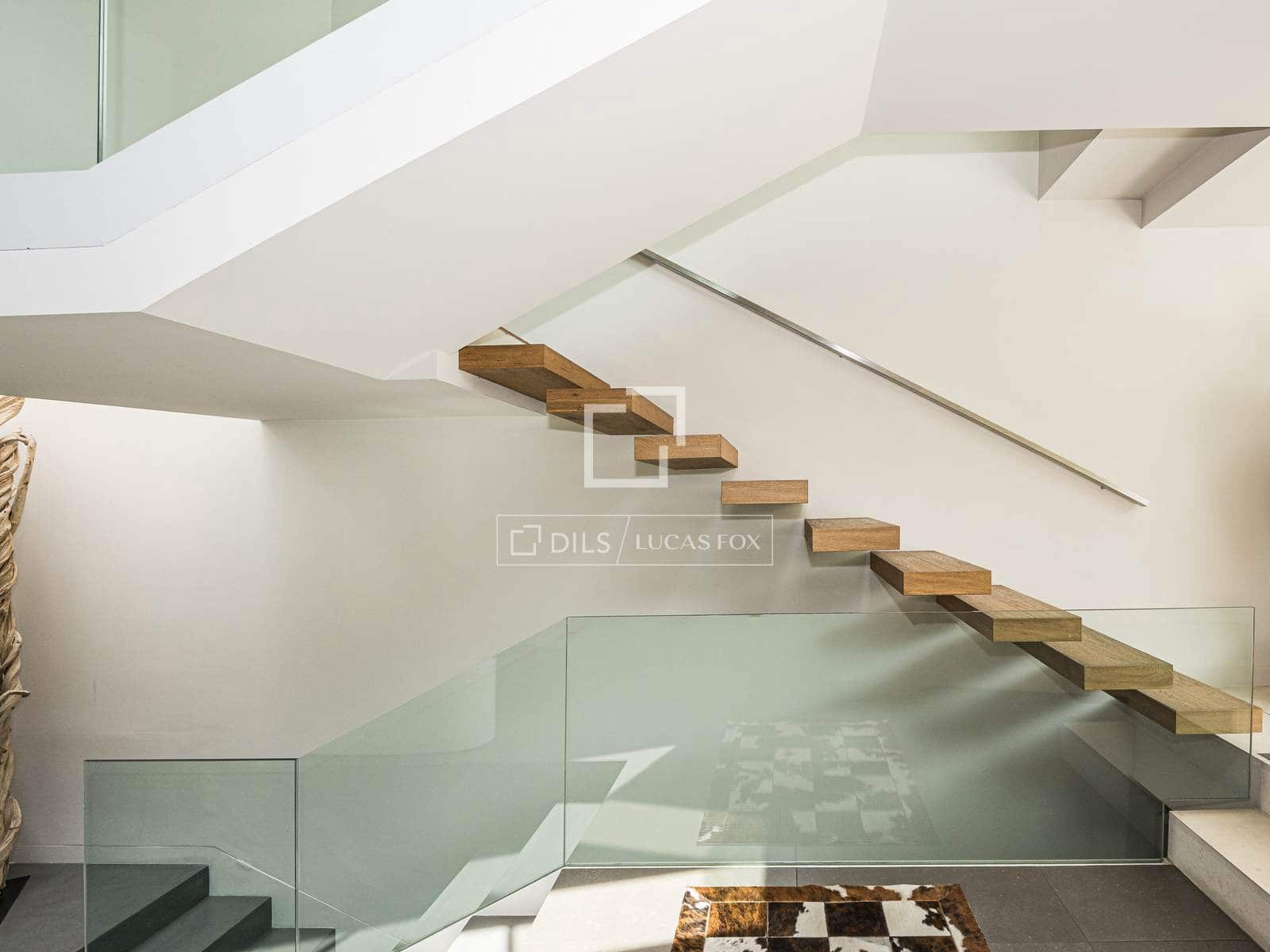 4 Zimmer Villa zu verkaufen in Sant Cugat del Valles mit Pool Garage - 2.575.000 € (Ref: 9919125)