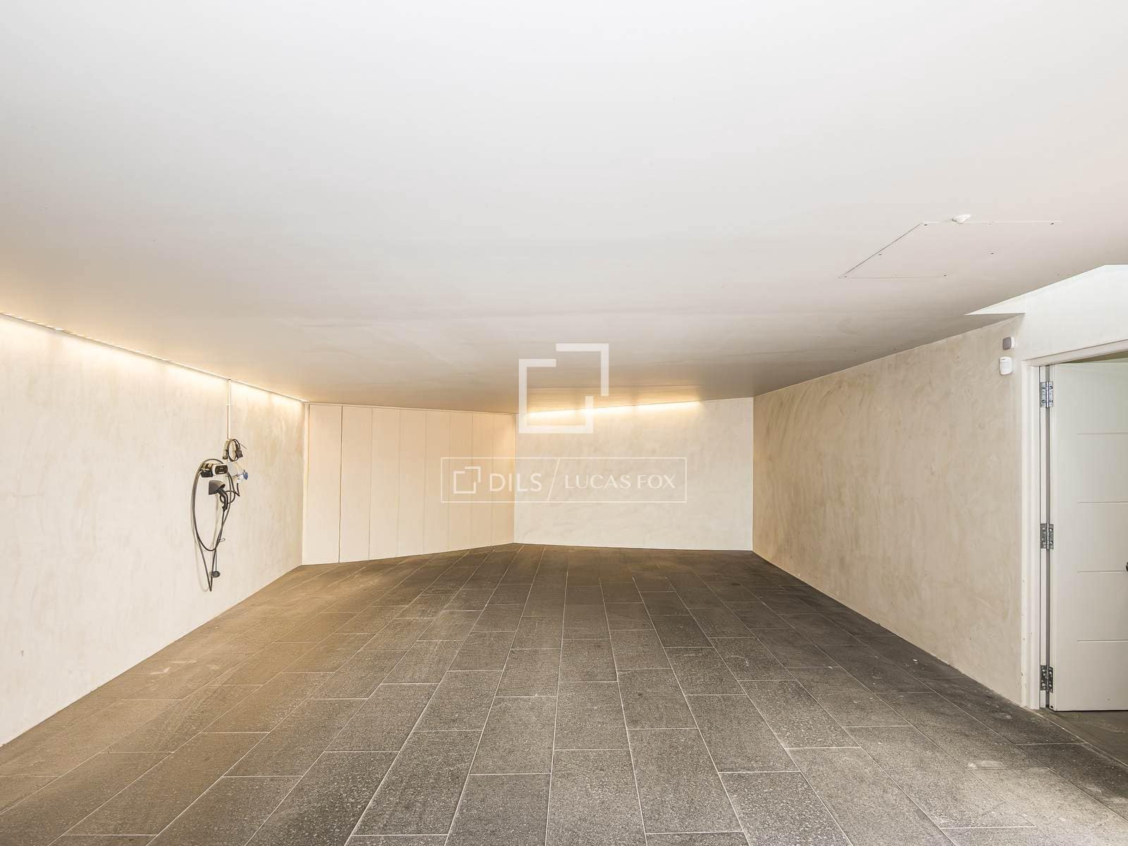4 Zimmer Villa zu verkaufen in Sant Cugat del Valles mit Pool Garage - 2.575.000 € (Ref: 9919125)