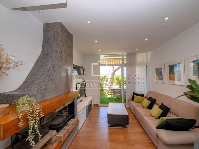 3 Zimmer Villa zu verkaufen in Platja d'Aro, Castell-Platja d'Aro - 475.000 € (Ref: 9920663)