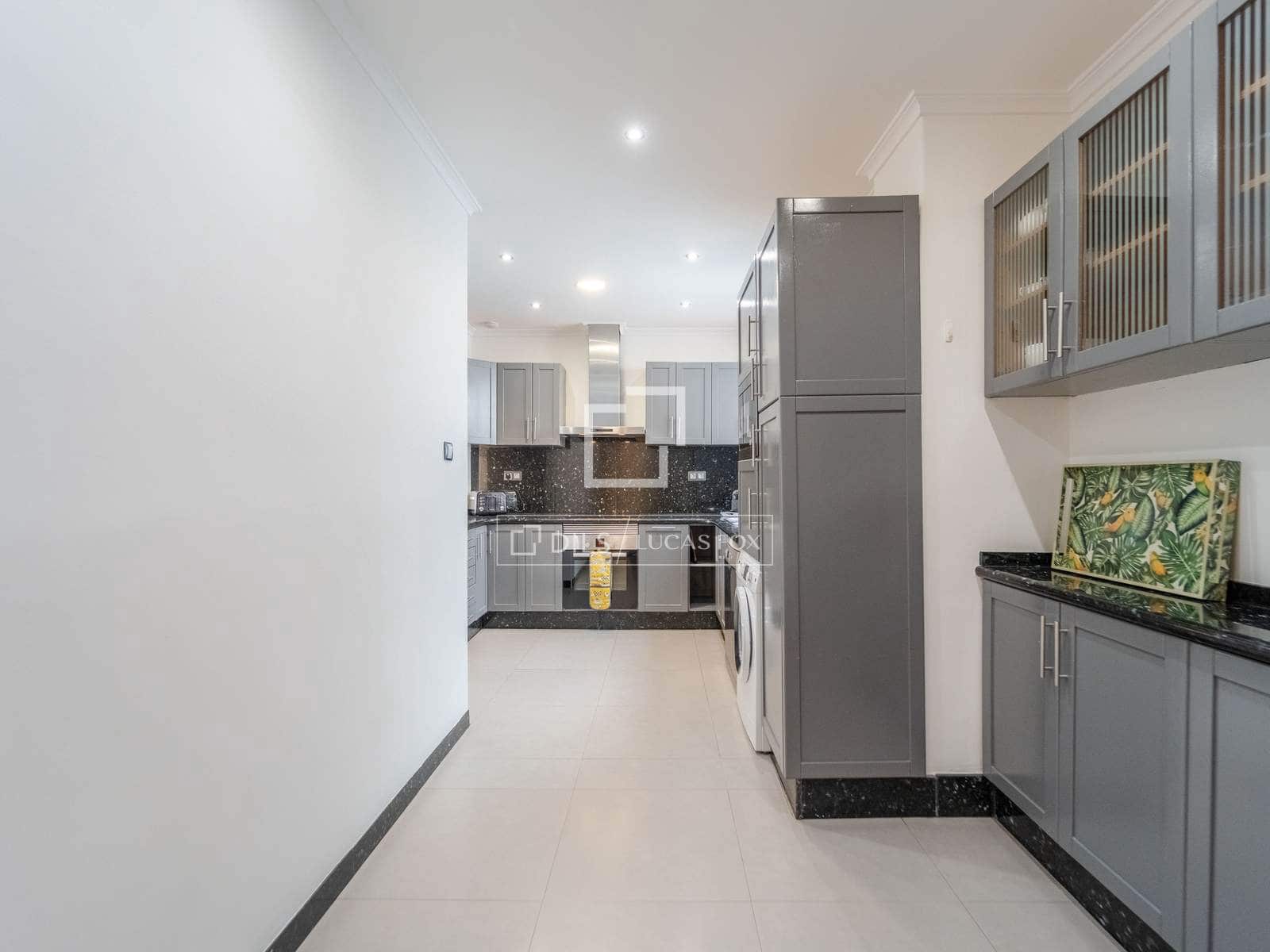 Appartement de 4 chambres à louer à Valence ville - 3 000 € (Ref: 9920907)
