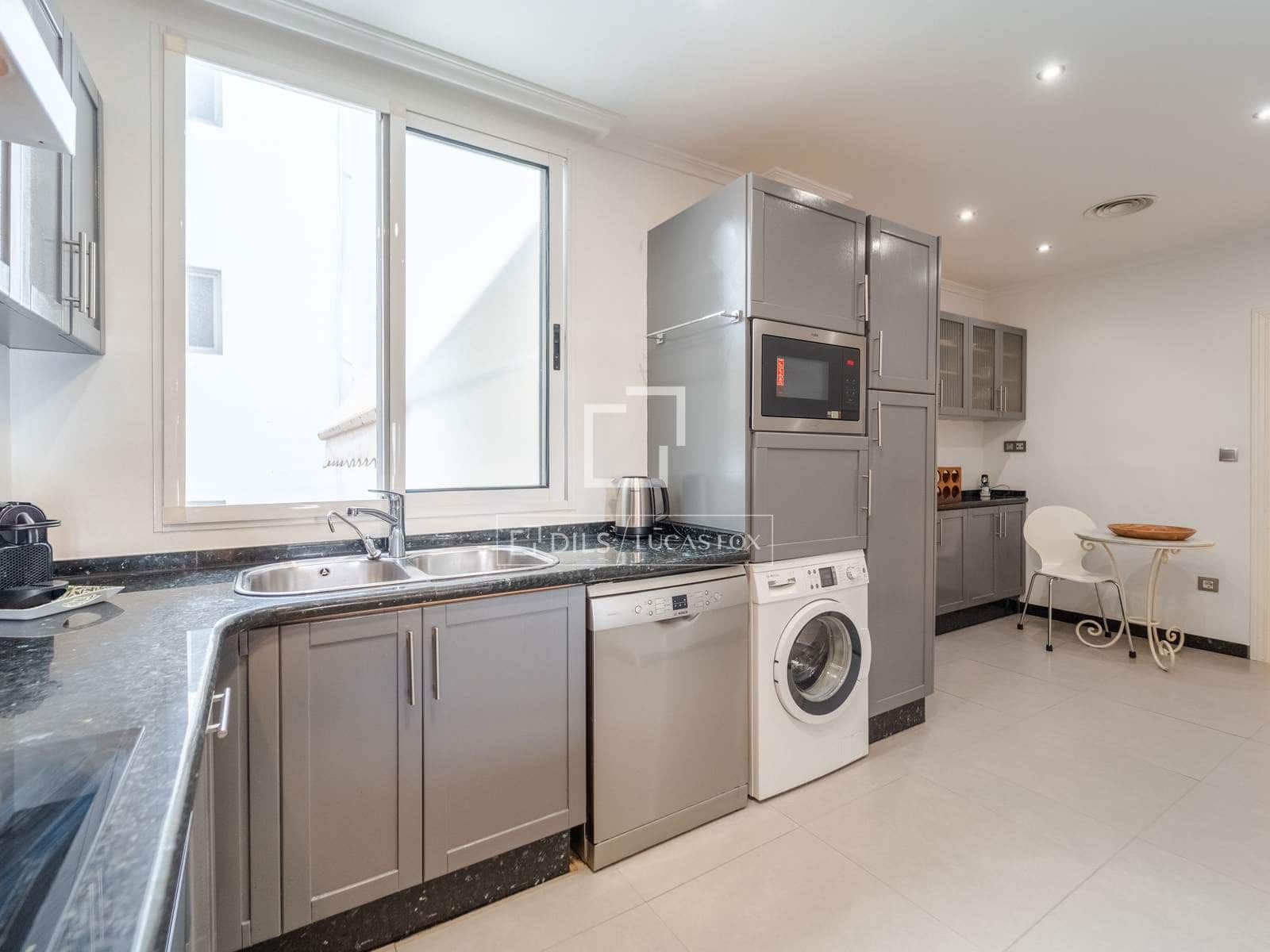 Appartement de 4 chambres à louer à Valence ville - 3 000 € (Ref: 9920907)