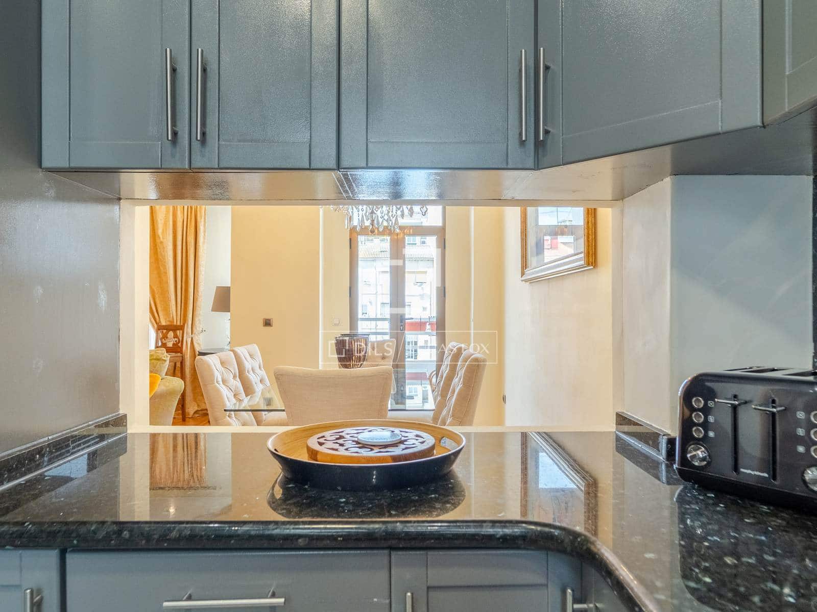 Appartement de 4 chambres à louer à Valence ville - 3 000 € (Ref: 9920907)