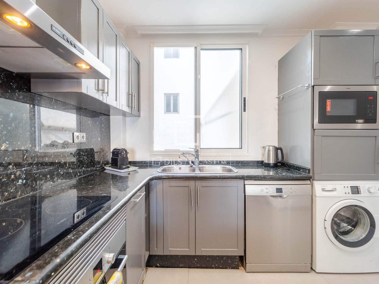 Appartement de 4 chambres à louer à Valence ville - 3 000 € (Ref: 9920907)