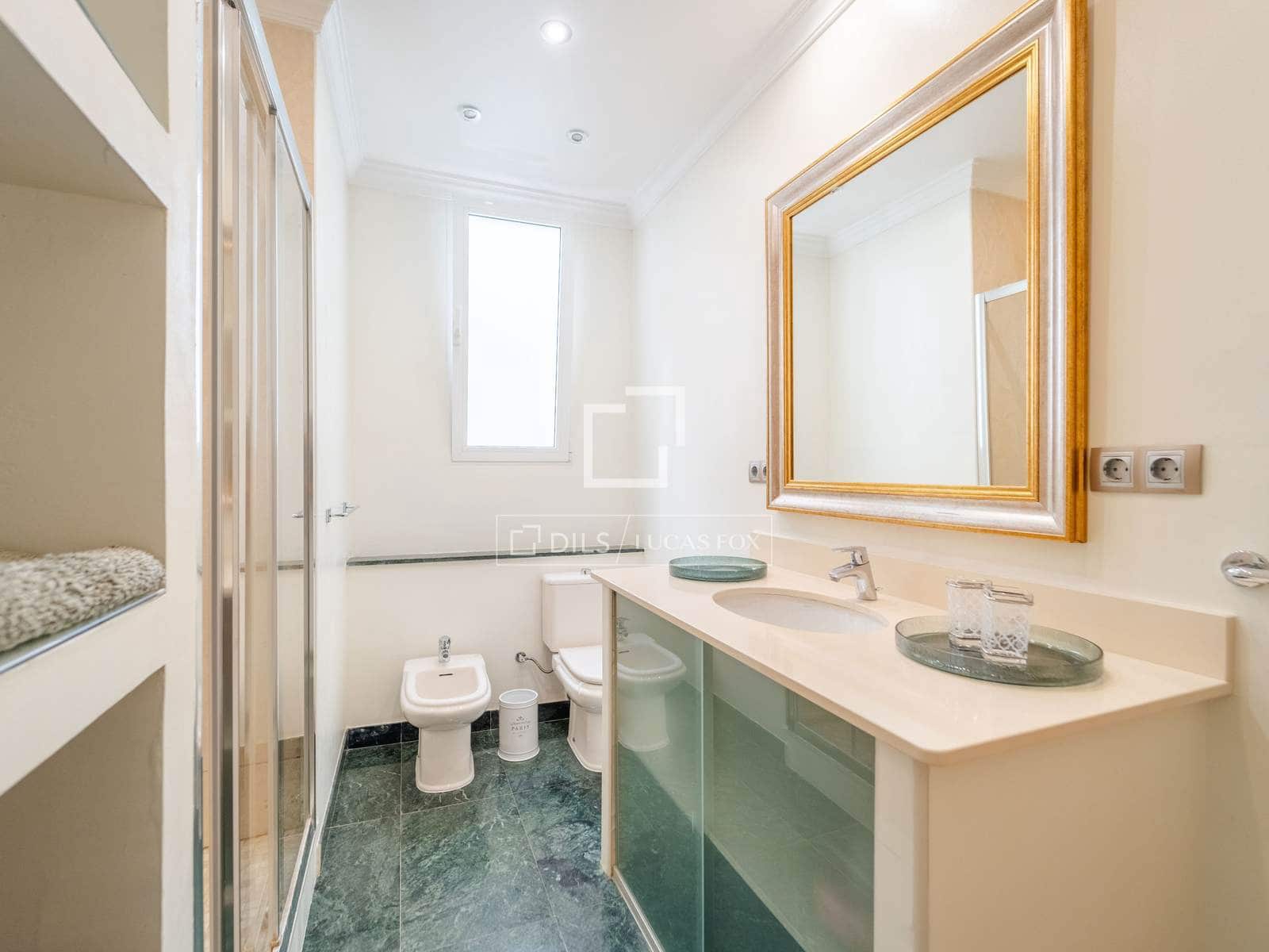 Appartement de 4 chambres à louer à Valence ville - 3 000 € (Ref: 9920907)