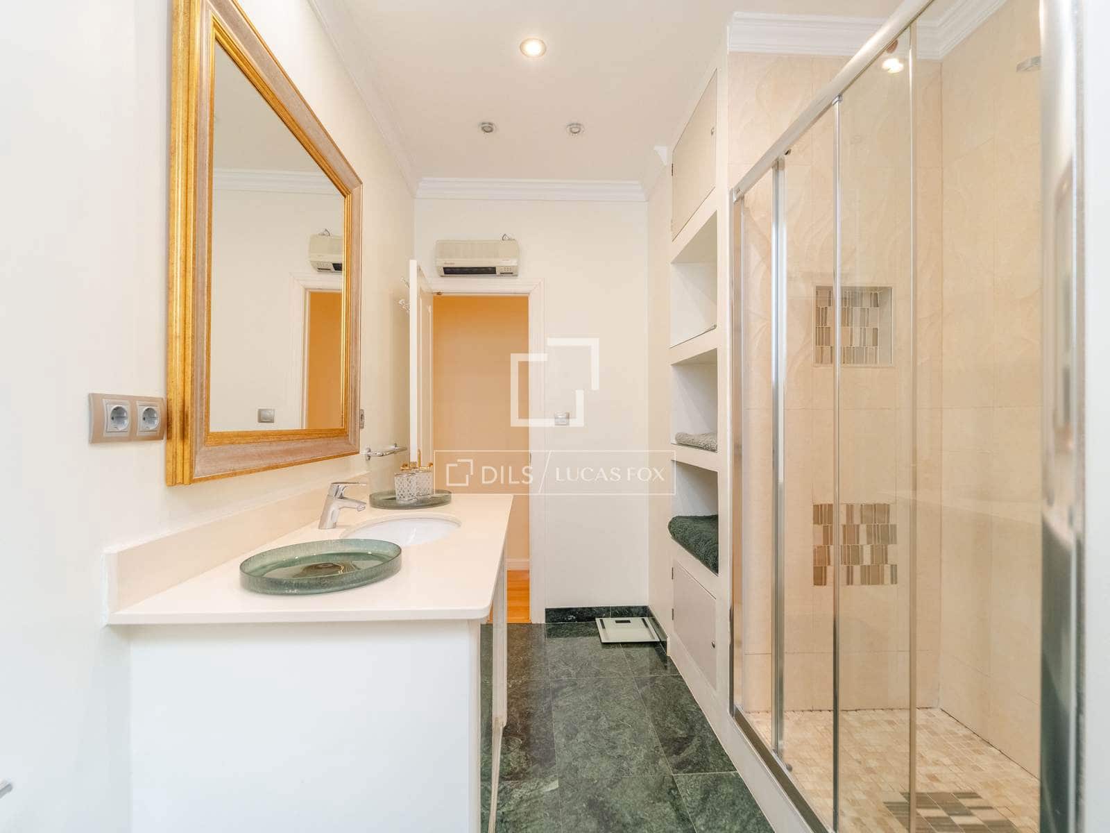 Appartement de 4 chambres à louer à Valence ville - 3 000 € (Ref: 9920907)