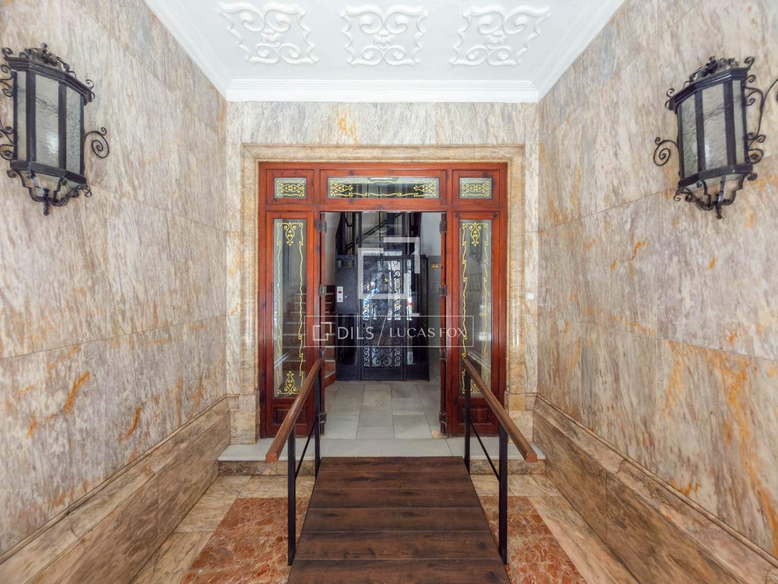 Appartement de 4 chambres à louer à Valence ville - 3 000 € (Ref: 9920907)