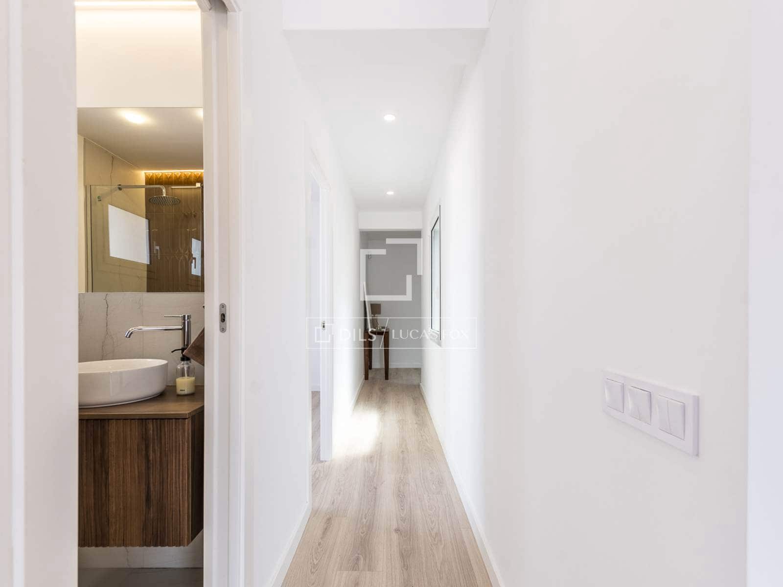 3 soveværelse Penthouse til salg i Barcelona by - € 1.090.000 (Ref: 9921052)