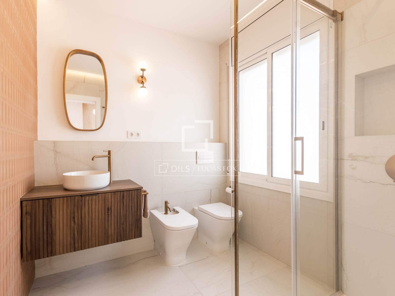3 soveværelse Penthouse til salg i Barcelona by - € 1.090.000 (Ref: 9921052)