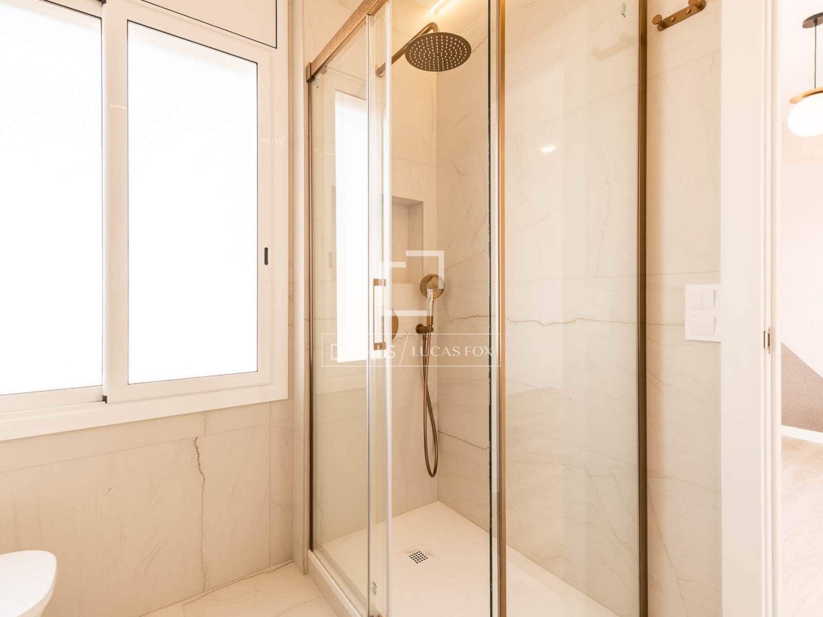 3 soveværelse Penthouse til salg i Barcelona by - € 1.090.000 (Ref: 9921052)