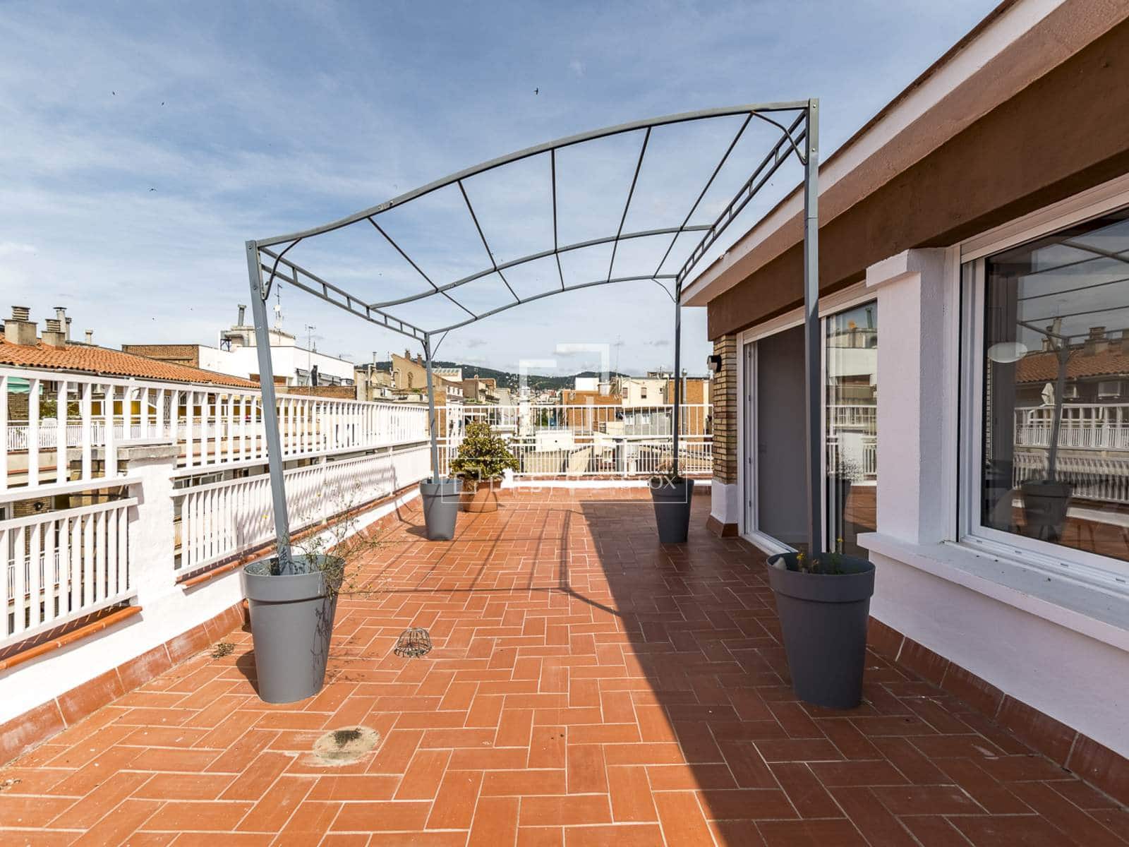 3 soveværelse Penthouse til salg i Barcelona by - € 1.090.000 (Ref: 9921052)