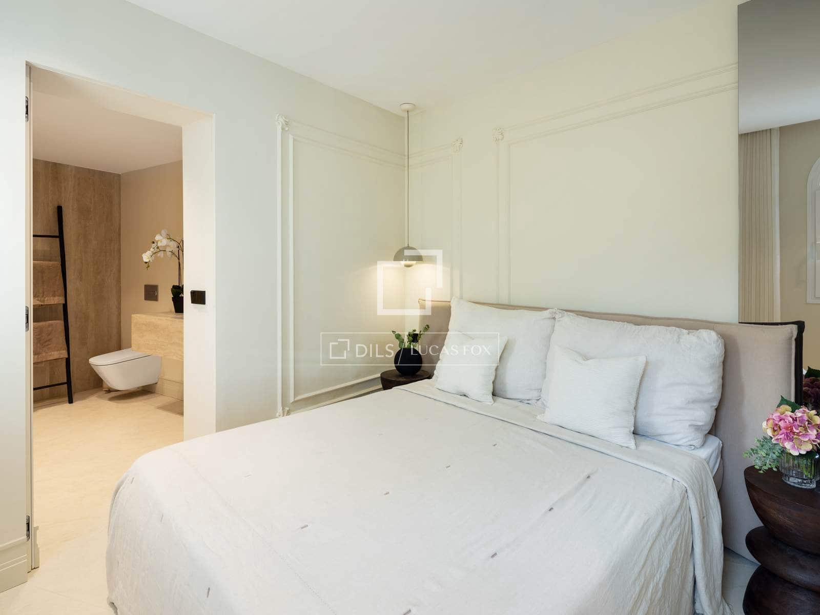 4 chambre Penthouse à vendre à Marbella avec piscine garage - 2 495 000 € (Ref: 9921053)