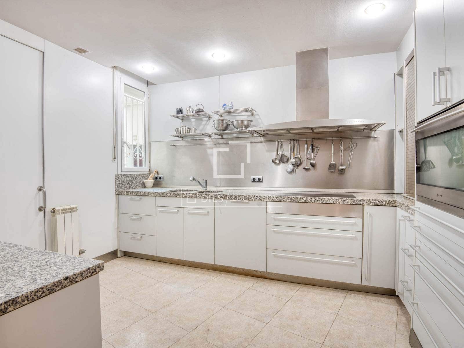 4 chambre Appartement à vendre à Sant Feliu de Guixols avec garage - 725 000 € (Ref: 9921054)