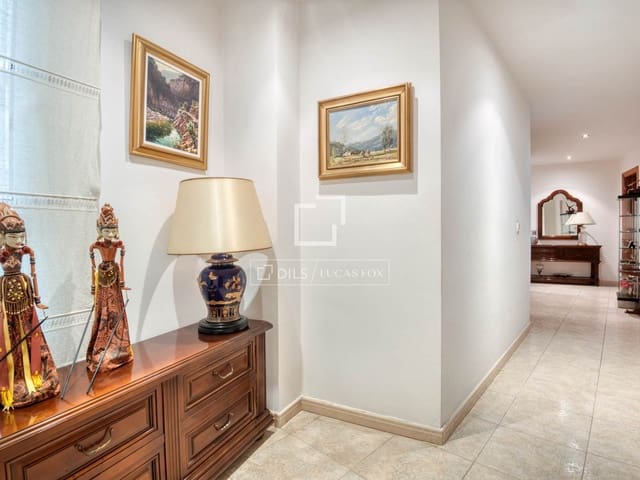 4 chambre Appartement à vendre à Sant Feliu de Guíxols avec garage - 725 000 € (Ref: 9921054)
