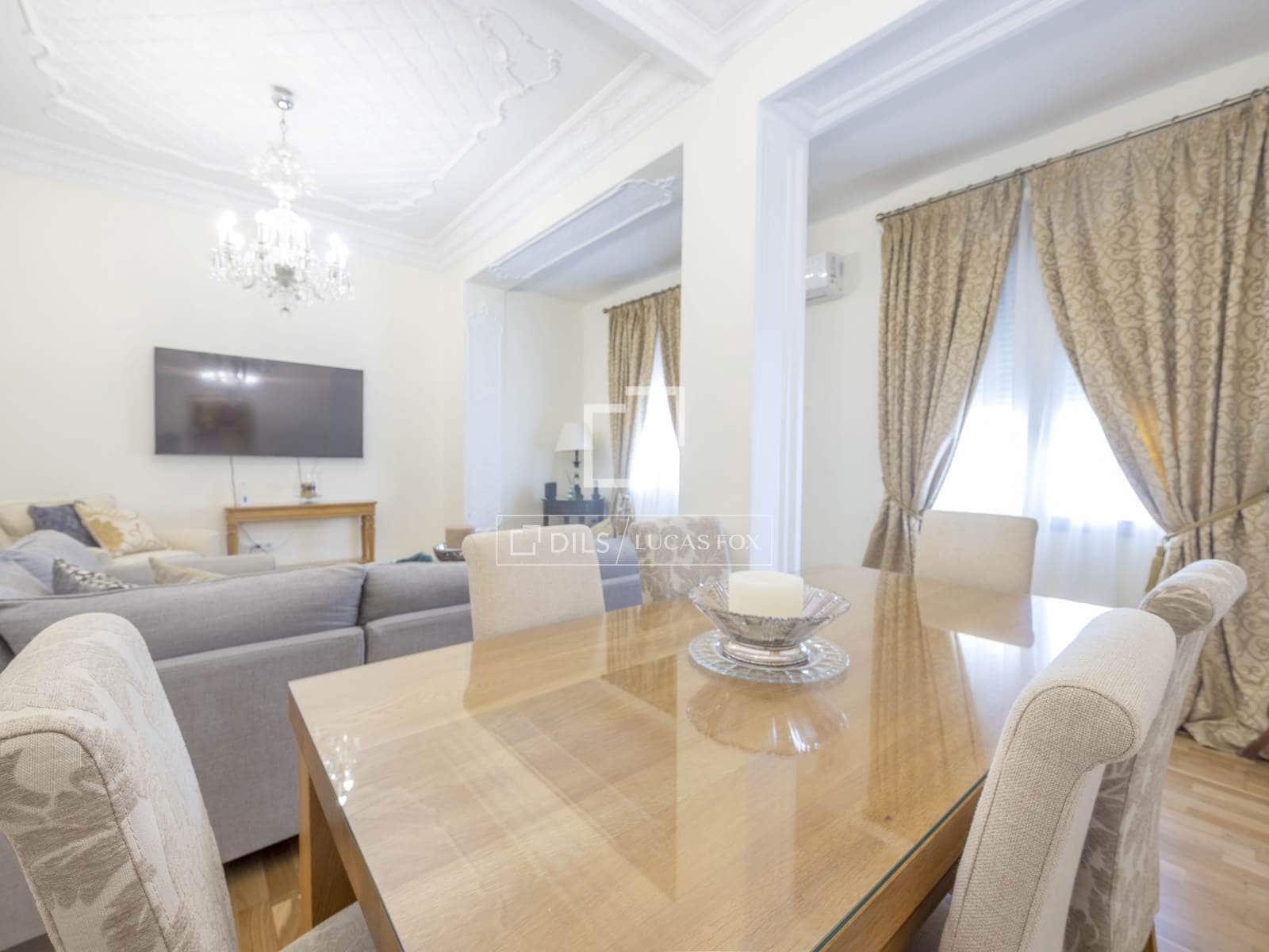 3 soveværelse Lejlighed til leje i Valencia by - € 2.400 (Ref: 9921057)
