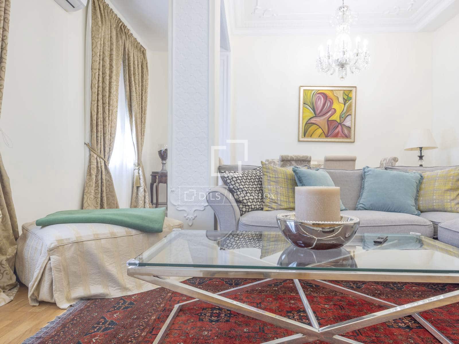 3 soveværelse Lejlighed til leje i Valencia by - € 2.400 (Ref: 9921057)