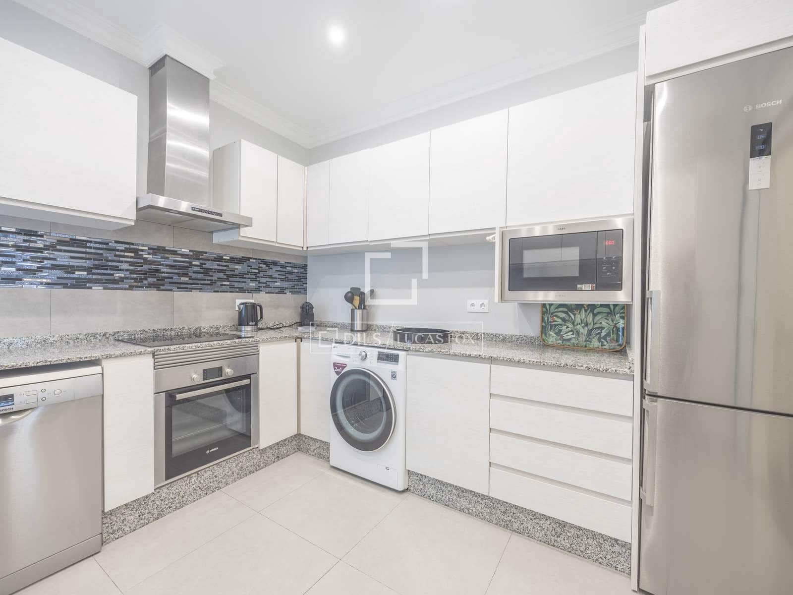 3 soveværelse Lejlighed til leje i Valencia by - € 2.400 (Ref: 9921057)