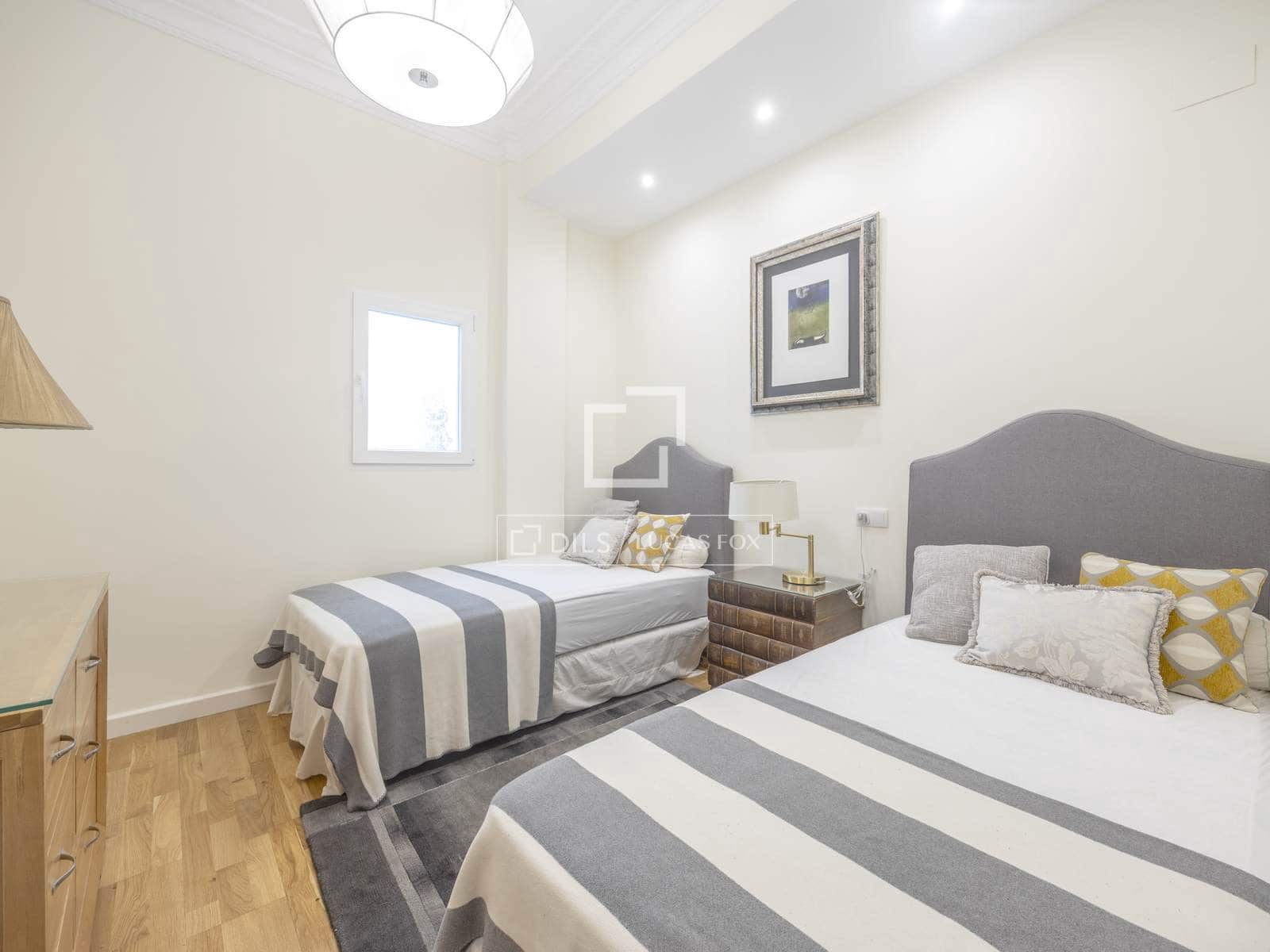3 soveværelse Lejlighed til leje i Valencia by - € 2.400 (Ref: 9921057)