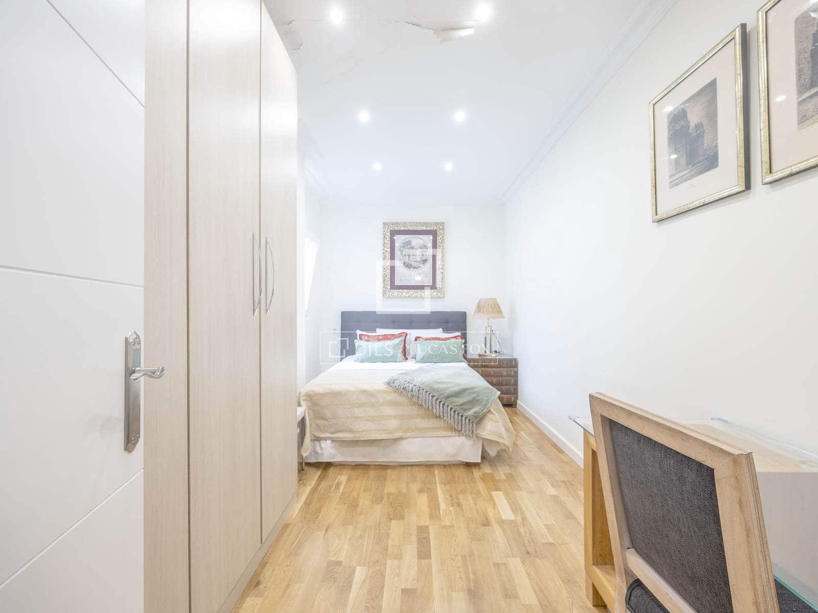 3 soveværelse Lejlighed til leje i Valencia by - € 2.400 (Ref: 9921057)