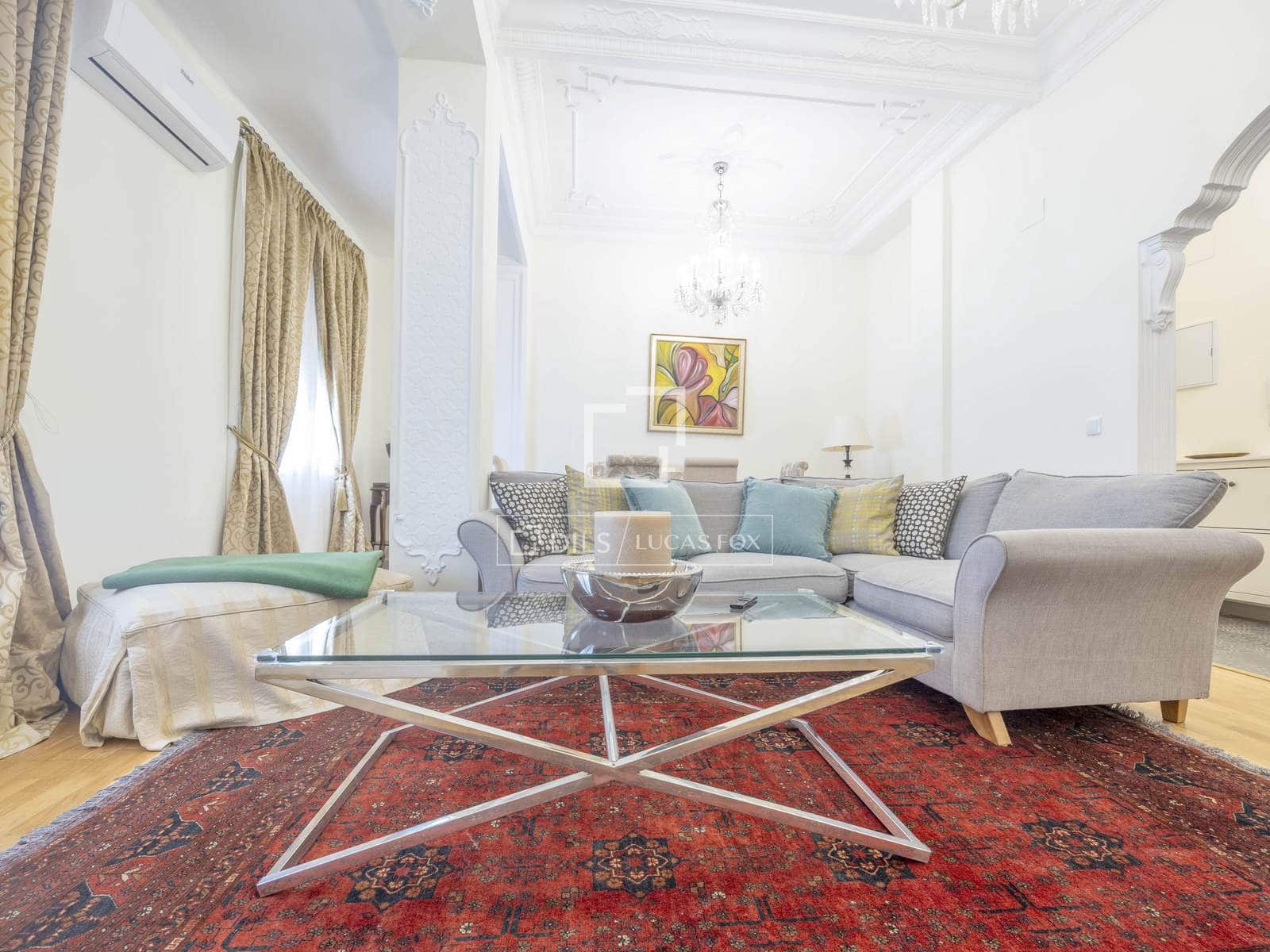 3 soveværelse Lejlighed til leje i Valencia by - € 2.400 (Ref: 9921057)