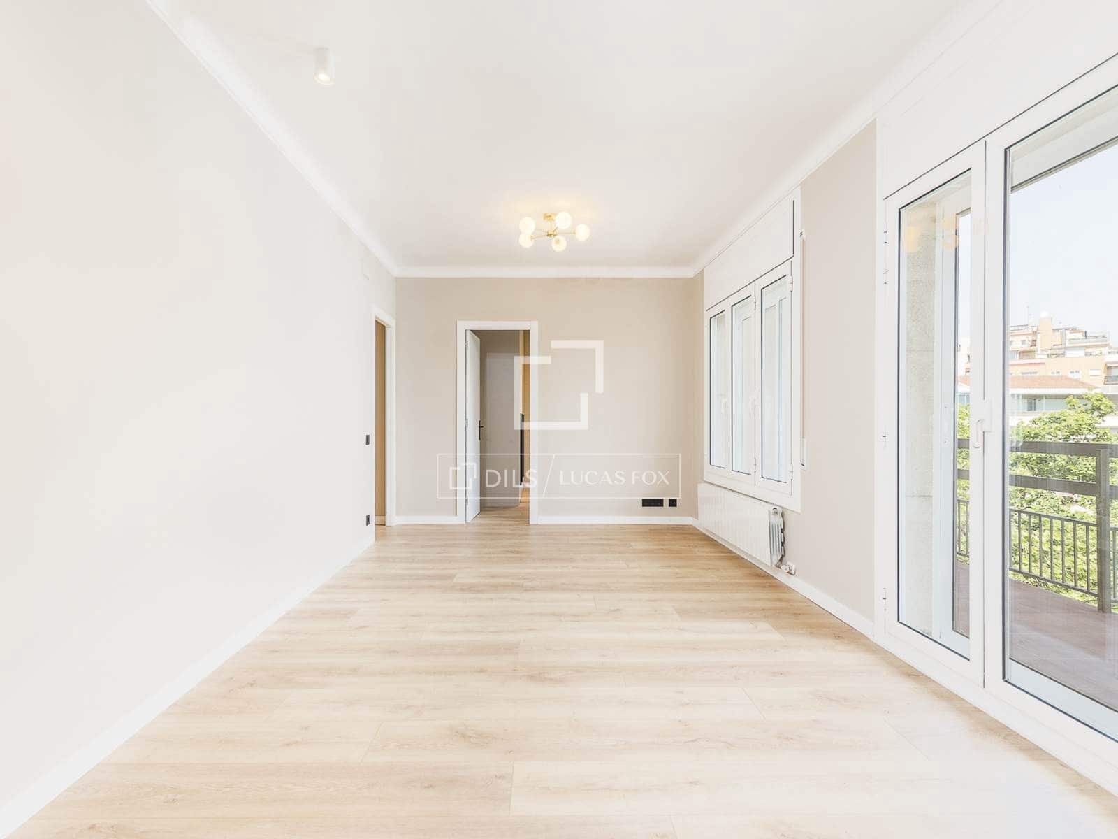 4 soveværelse Lejlighed til salg i Barcelona by - € 680.000 (Ref: 9921058)
