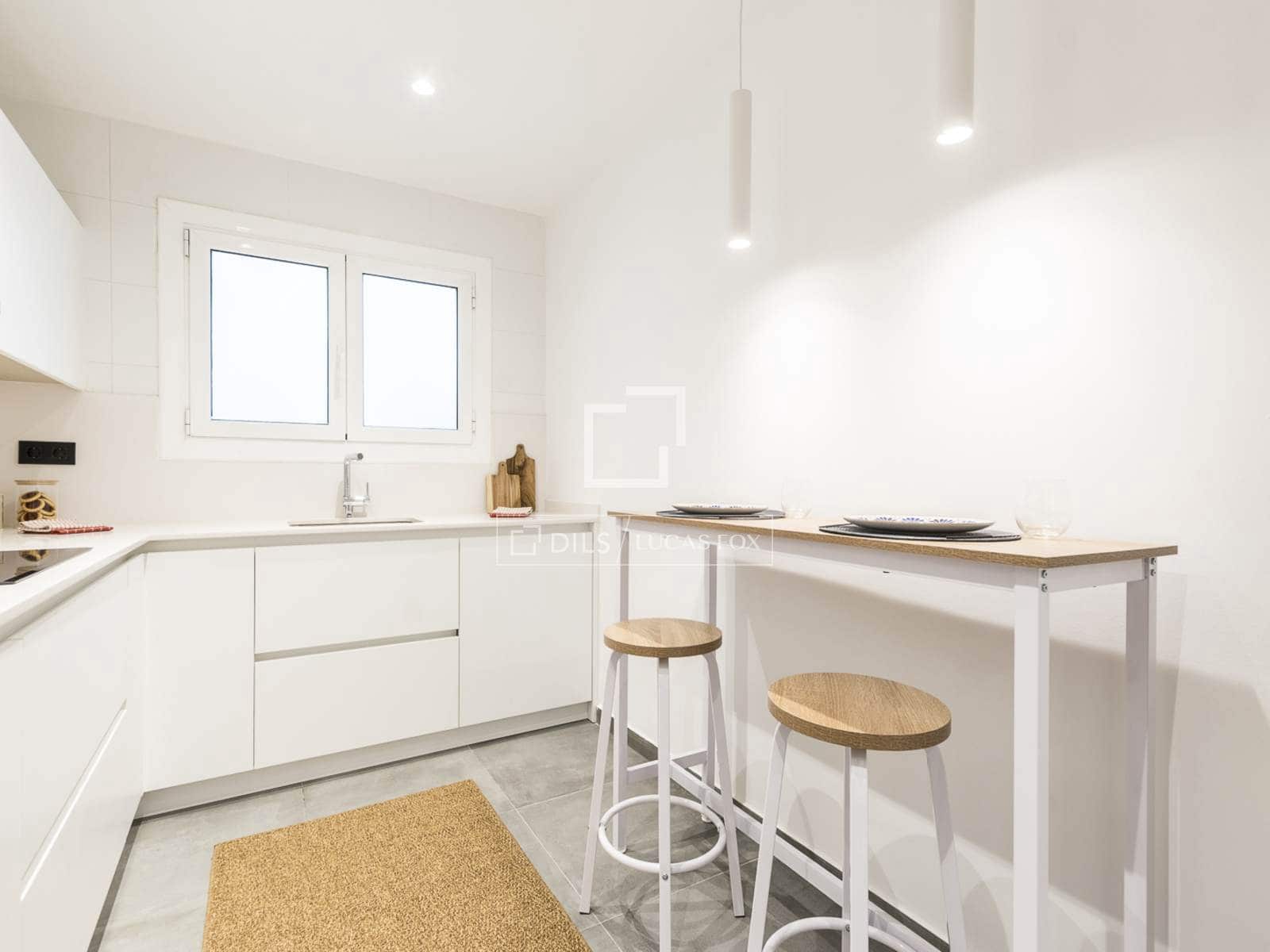 4 soveværelse Lejlighed til salg i Barcelona by - € 680.000 (Ref: 9921058)