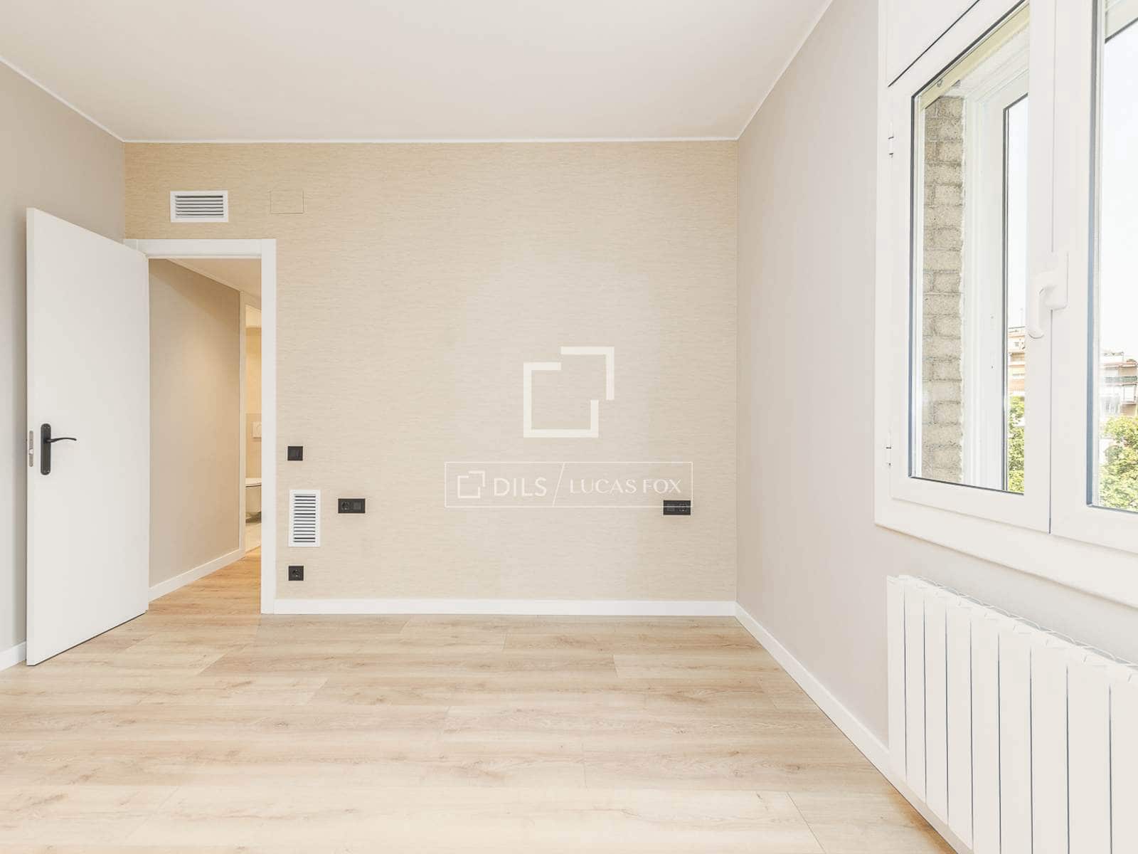 4 soveværelse Lejlighed til salg i Barcelona by - € 680.000 (Ref: 9921058)