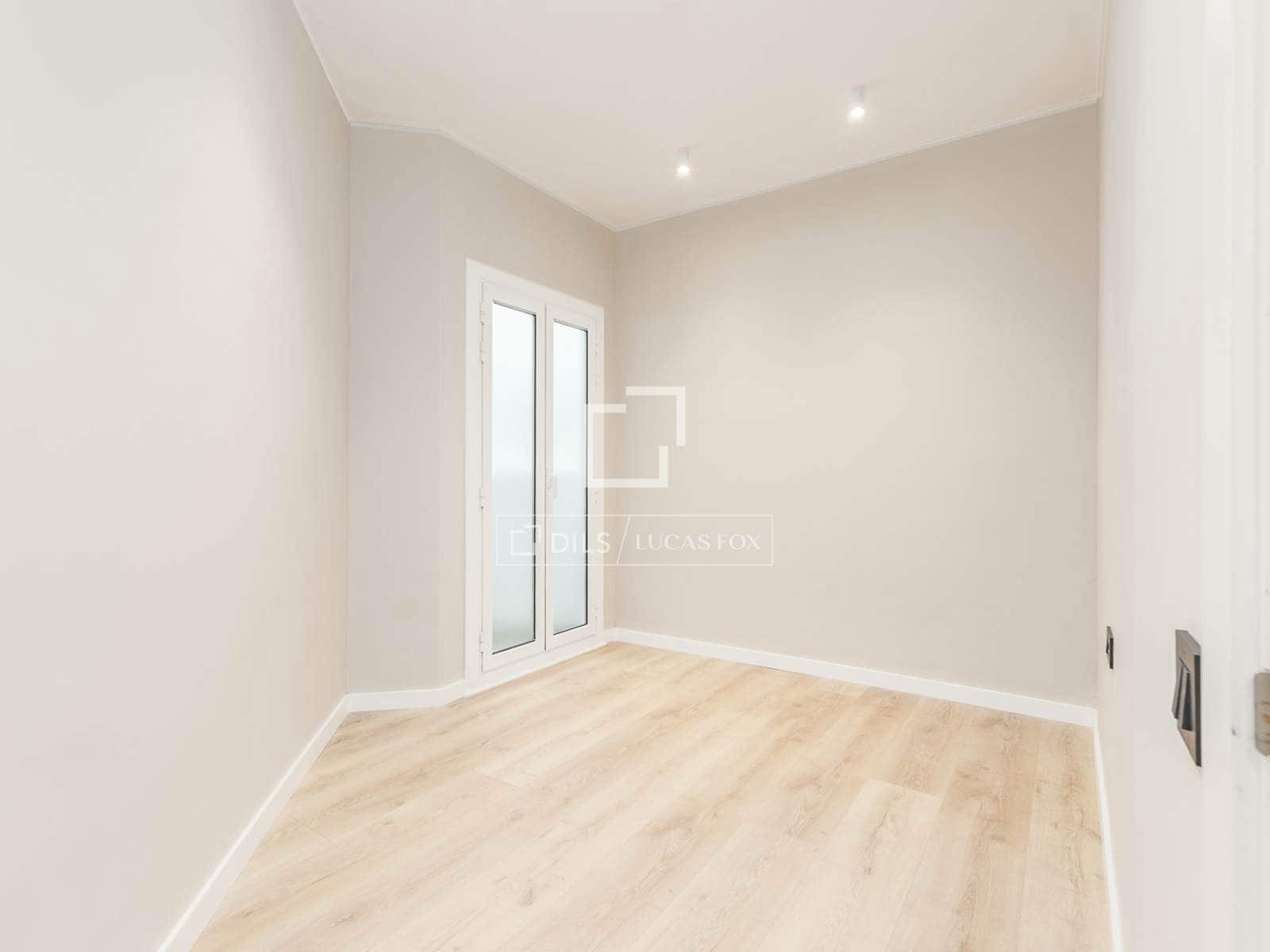 4 soveværelse Lejlighed til salg i Barcelona by - € 680.000 (Ref: 9921058)