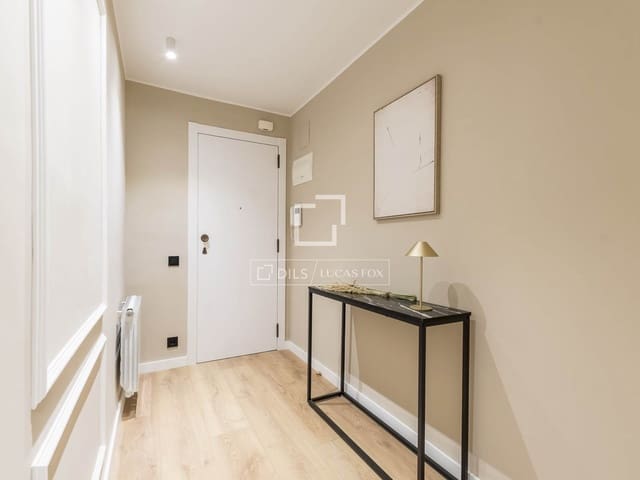 4 soveværelse Lejlighed til salg i Barcelona by - € 680.000 (Ref: 9921058)