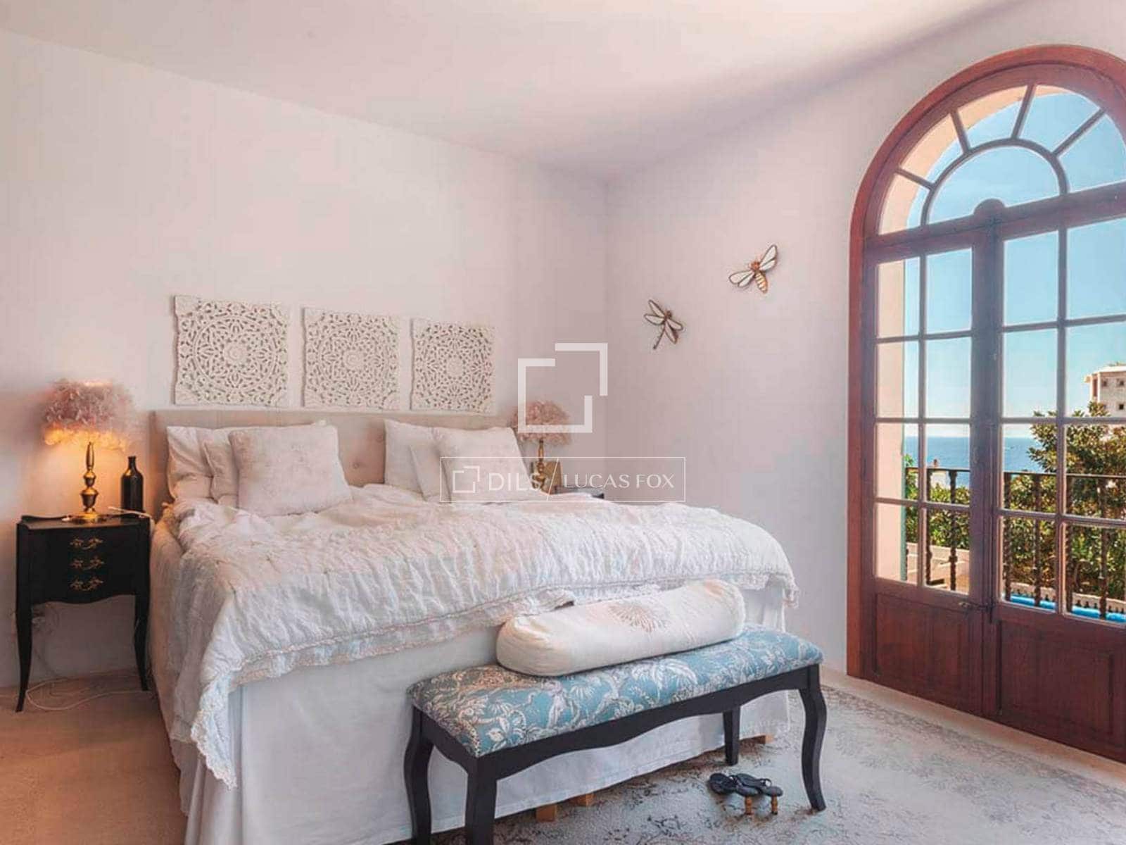 5 bedroom Villa for rent in Palma de Mallorca with pool garage - € 11,900 (Ref: 9921142)