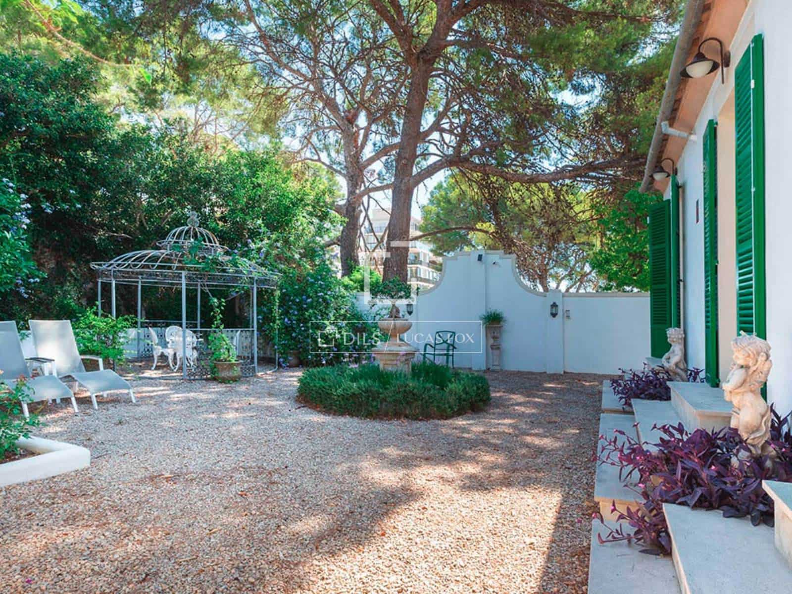 5 bedroom Villa for rent in Palma de Mallorca with pool garage - € 11,900 (Ref: 9921142)