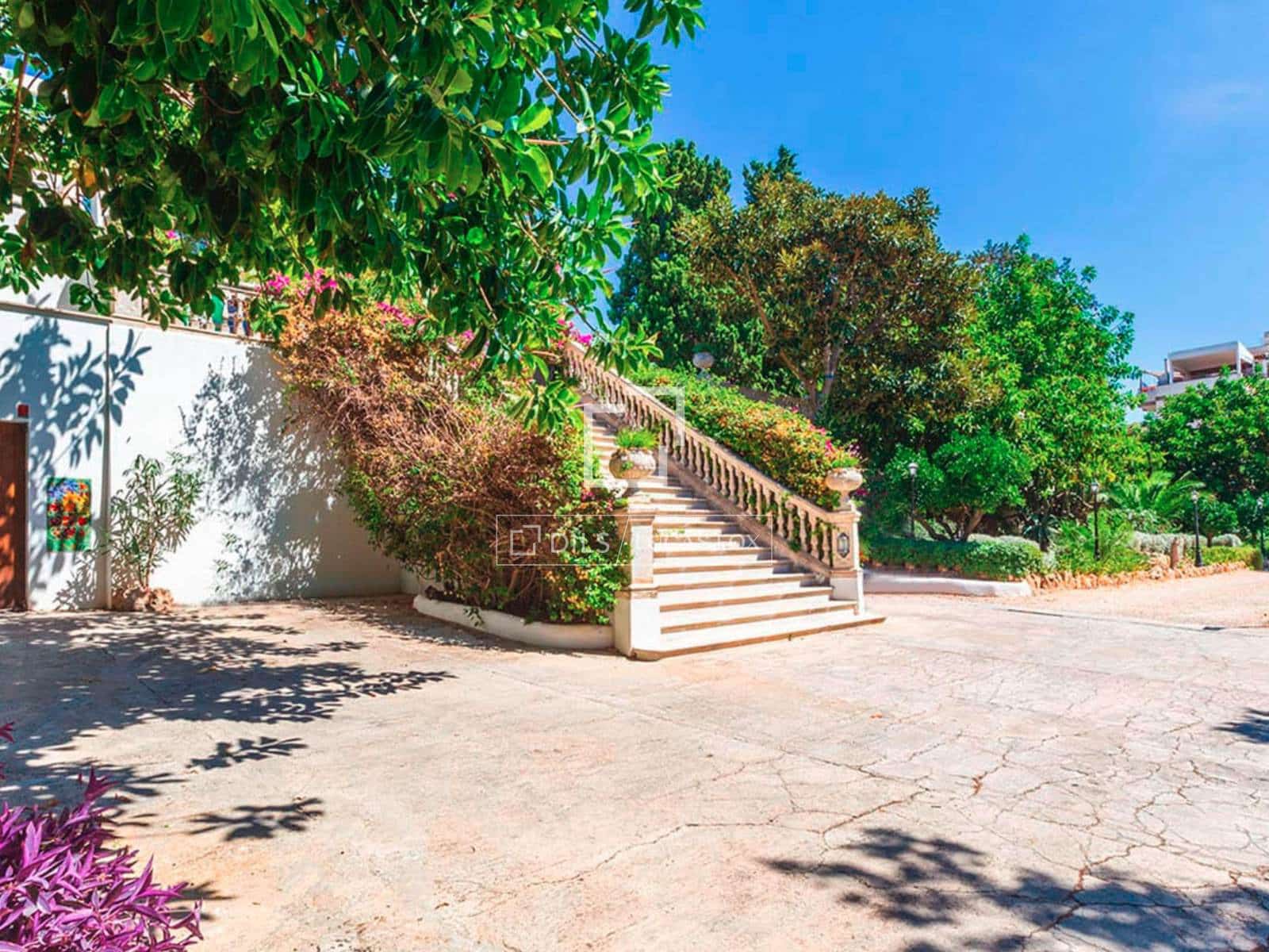 5 bedroom Villa for rent in Palma de Mallorca with pool garage - € 11,900 (Ref: 9921142)
