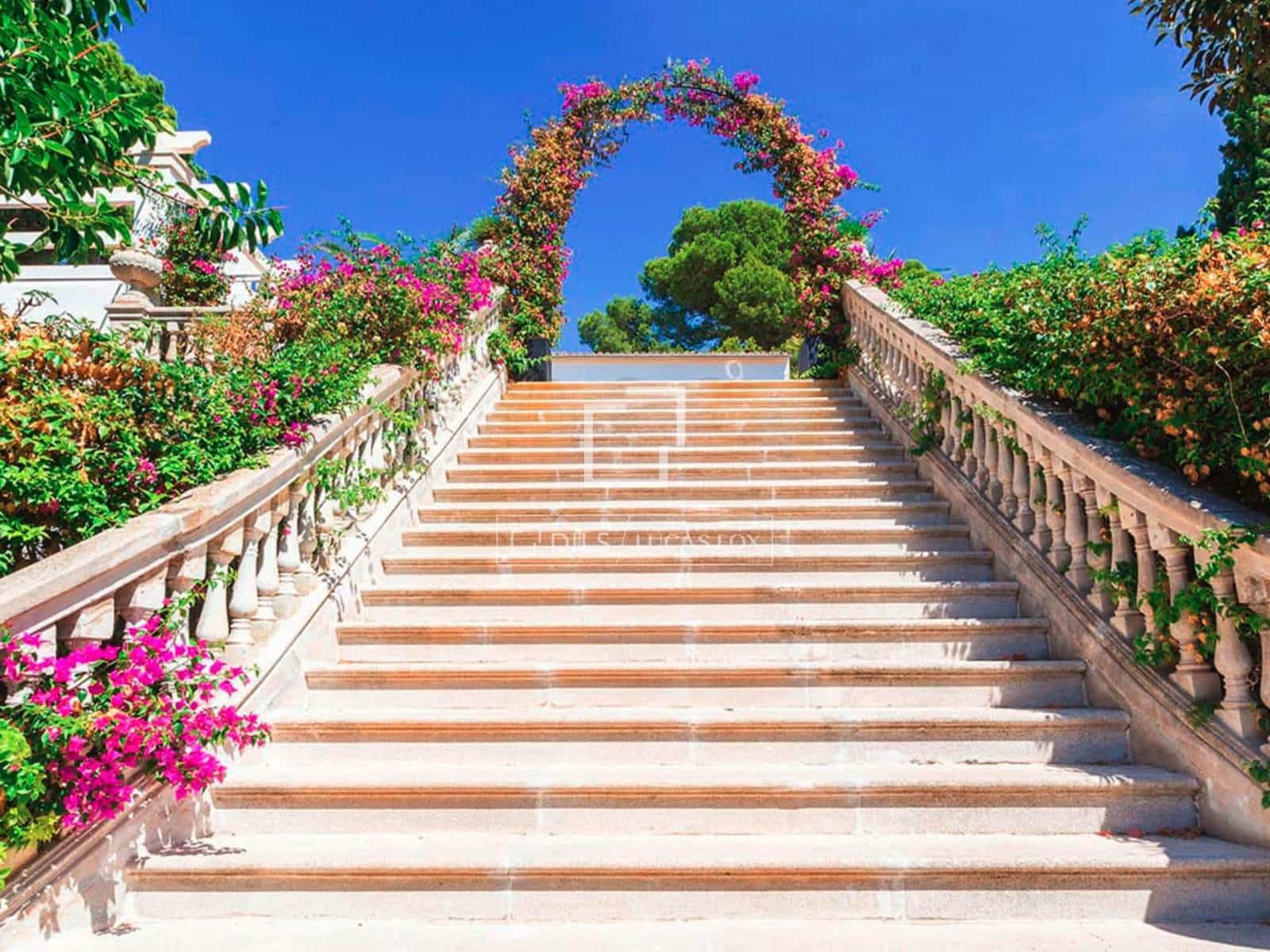 5 bedroom Villa for rent in Palma de Mallorca with pool garage - € 11,900 (Ref: 9921142)