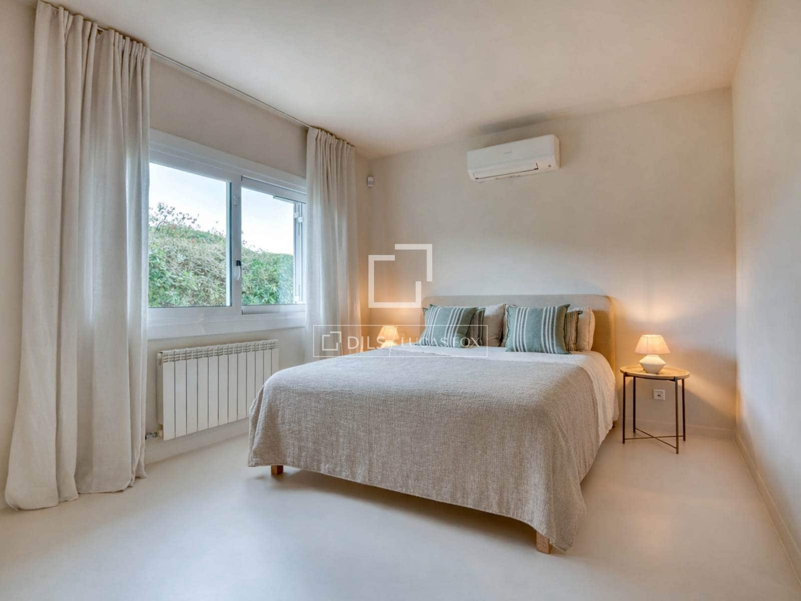 4 slaapkamer Villa te koop in Santa Cristina d'Aro met zwembad garage - € 1.350.000 (Ref: 9921144)