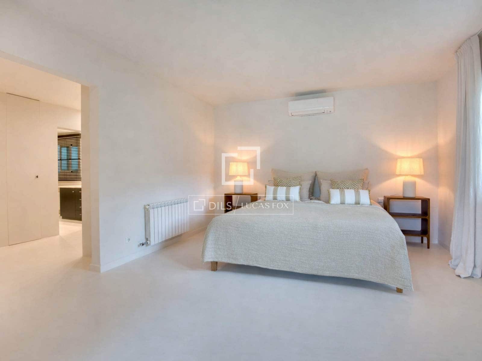 4 slaapkamer Villa te koop in Santa Cristina d'Aro met zwembad garage - € 1.350.000 (Ref: 9921144)