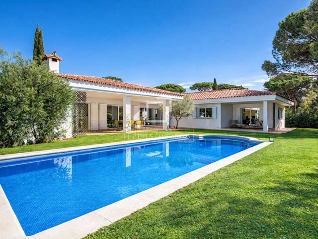 4 slaapkamer Villa te koop in Santa Cristina d'Aro met zwembad garage - € 1.350.000 (Ref: 9921144)